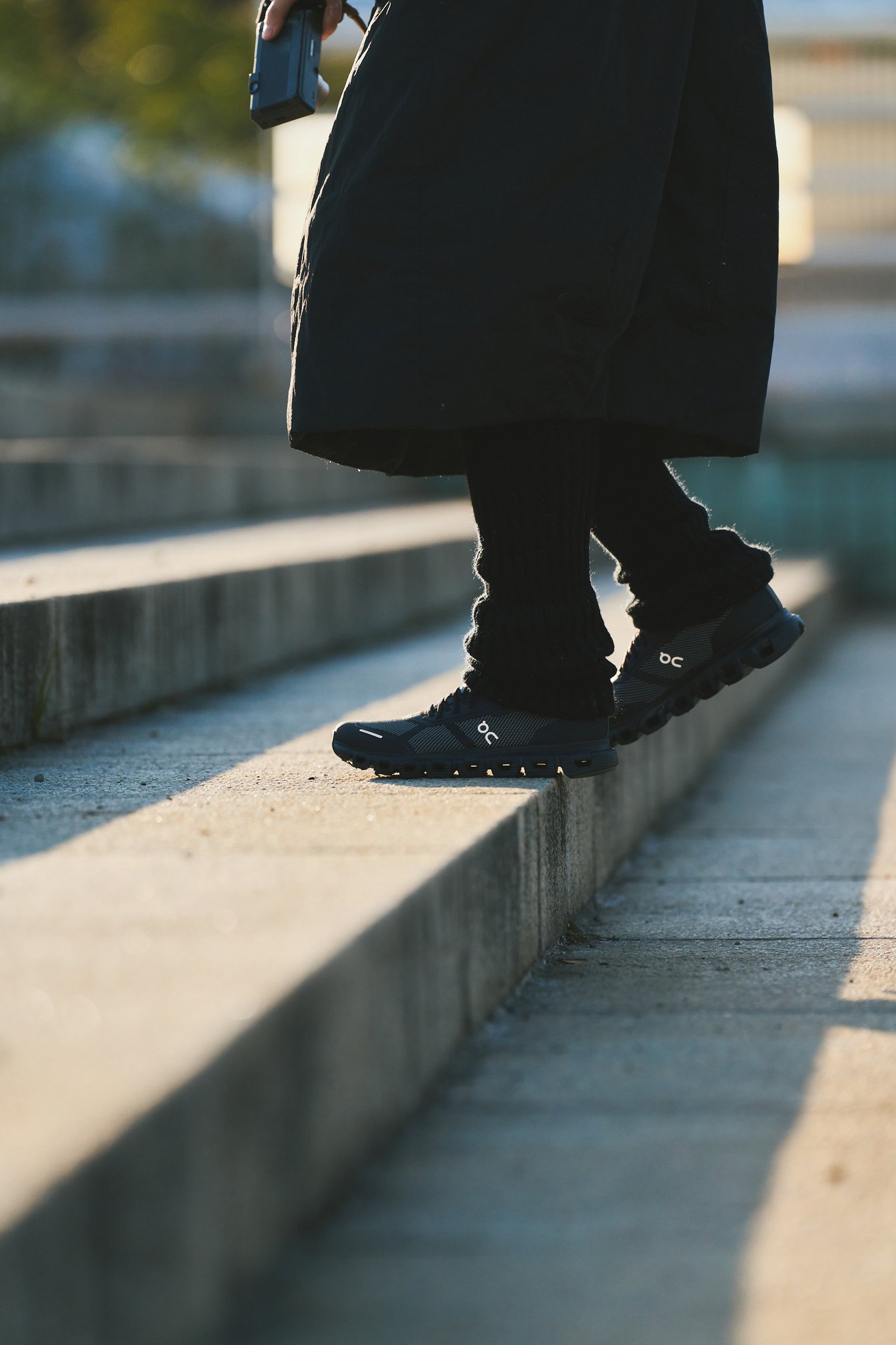 トン・ジャンの足元