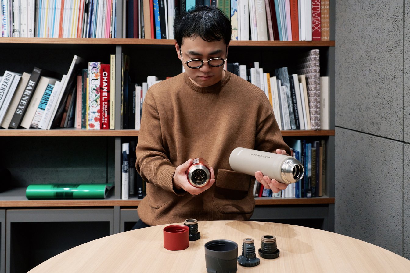 THERMOS 山専用ボトル 900ml、mont-bell アルパインサーモボトル500ml