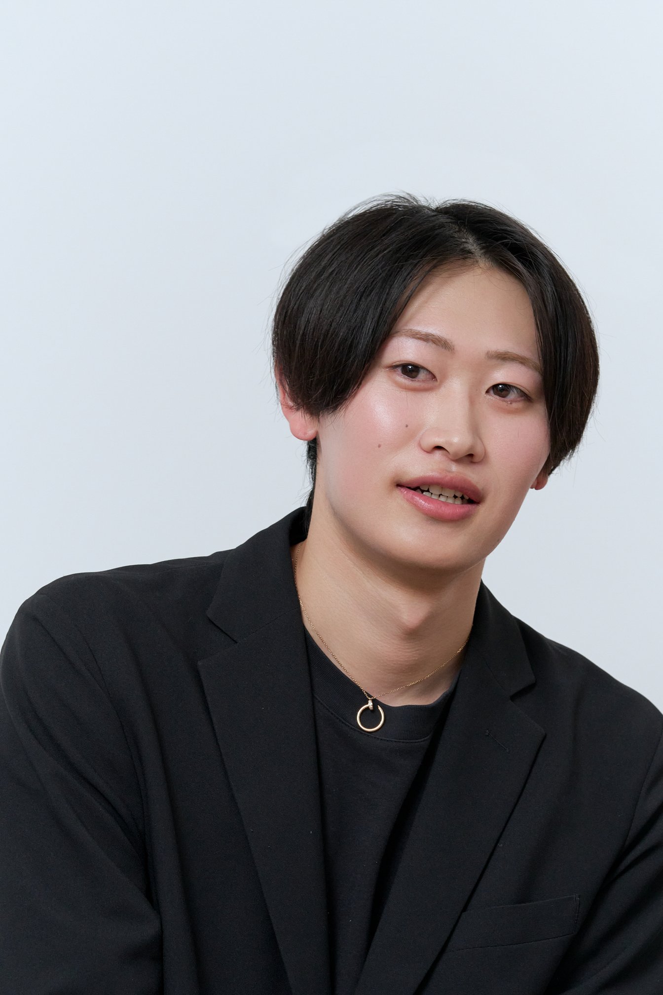 アイスタイルの若手男性社員