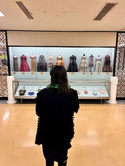 ヒストリカルコスチュームの展示の様子