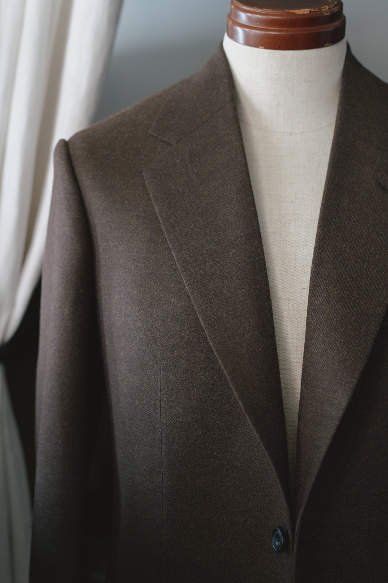 ビスポークテーラー 里和慶一のARCHIESのジャケット