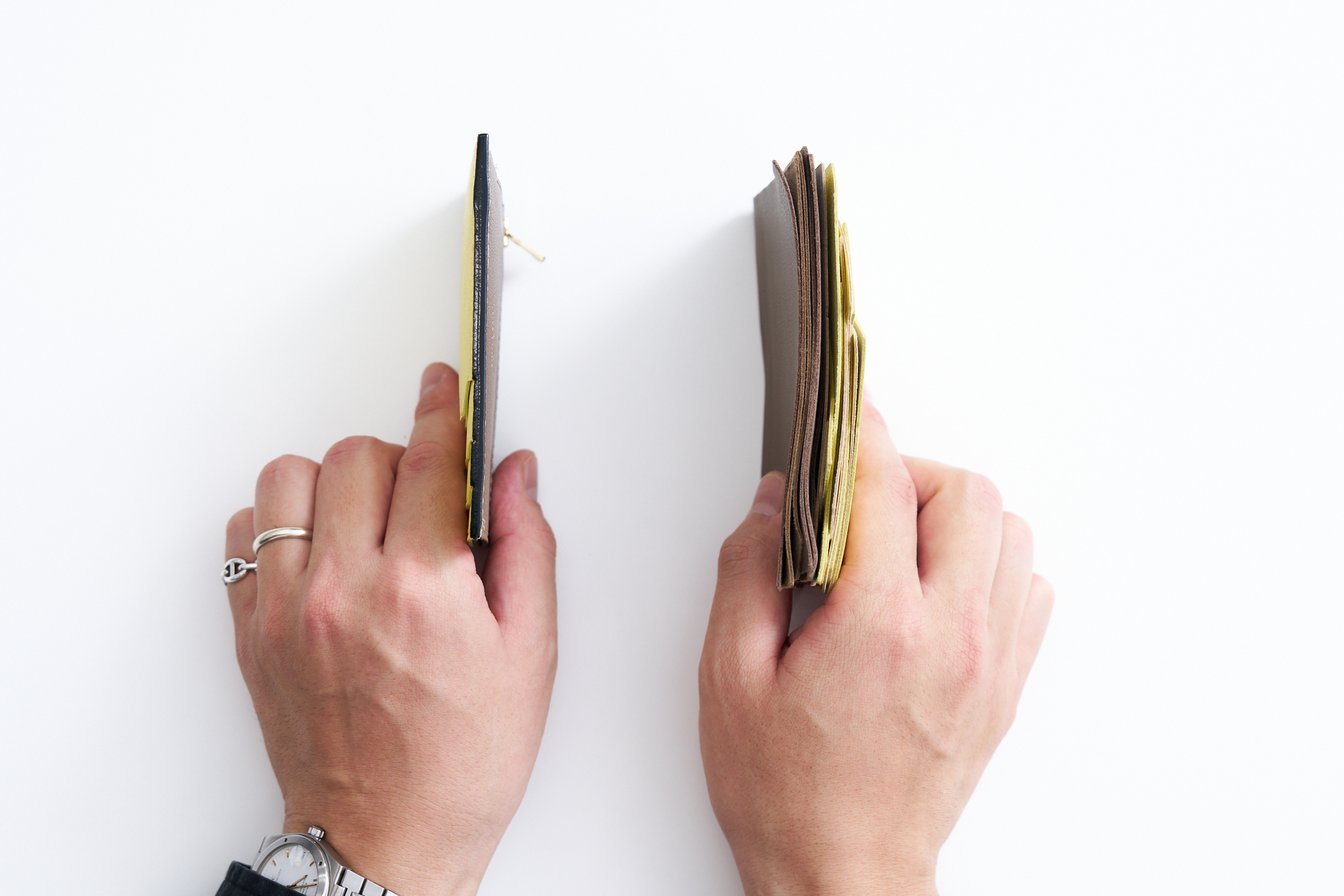 ラルコバレーノのスマートミニウォレットと14枚のパーツ