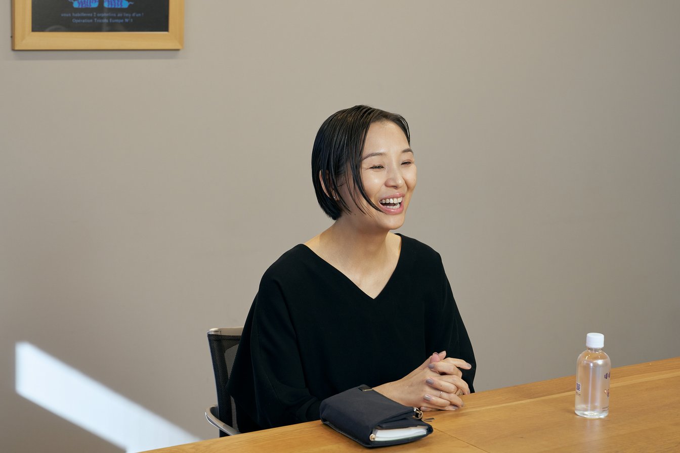 小泉絢子ほぼ日社長COOのポートレート