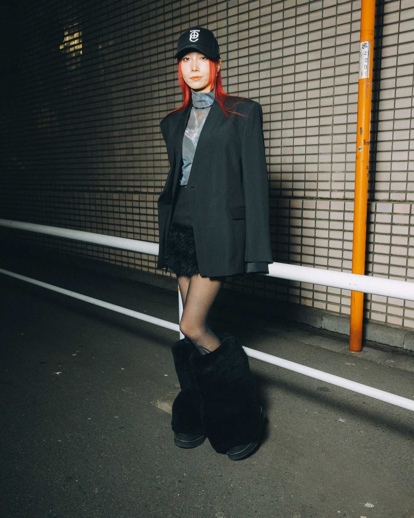 ハトラのジャケットを着たモデル