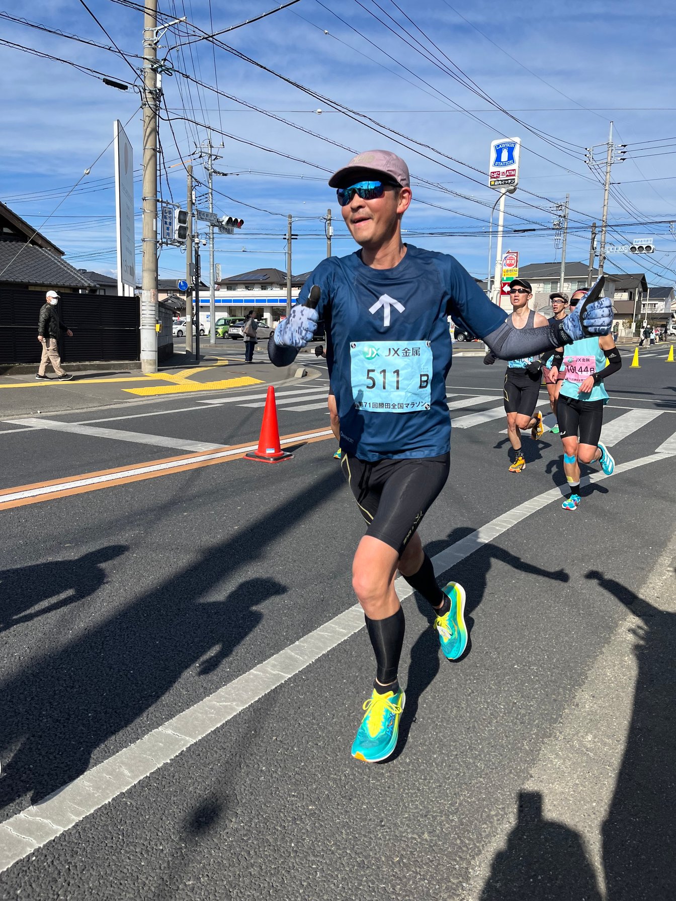 今井さんがマラソンを走る様子