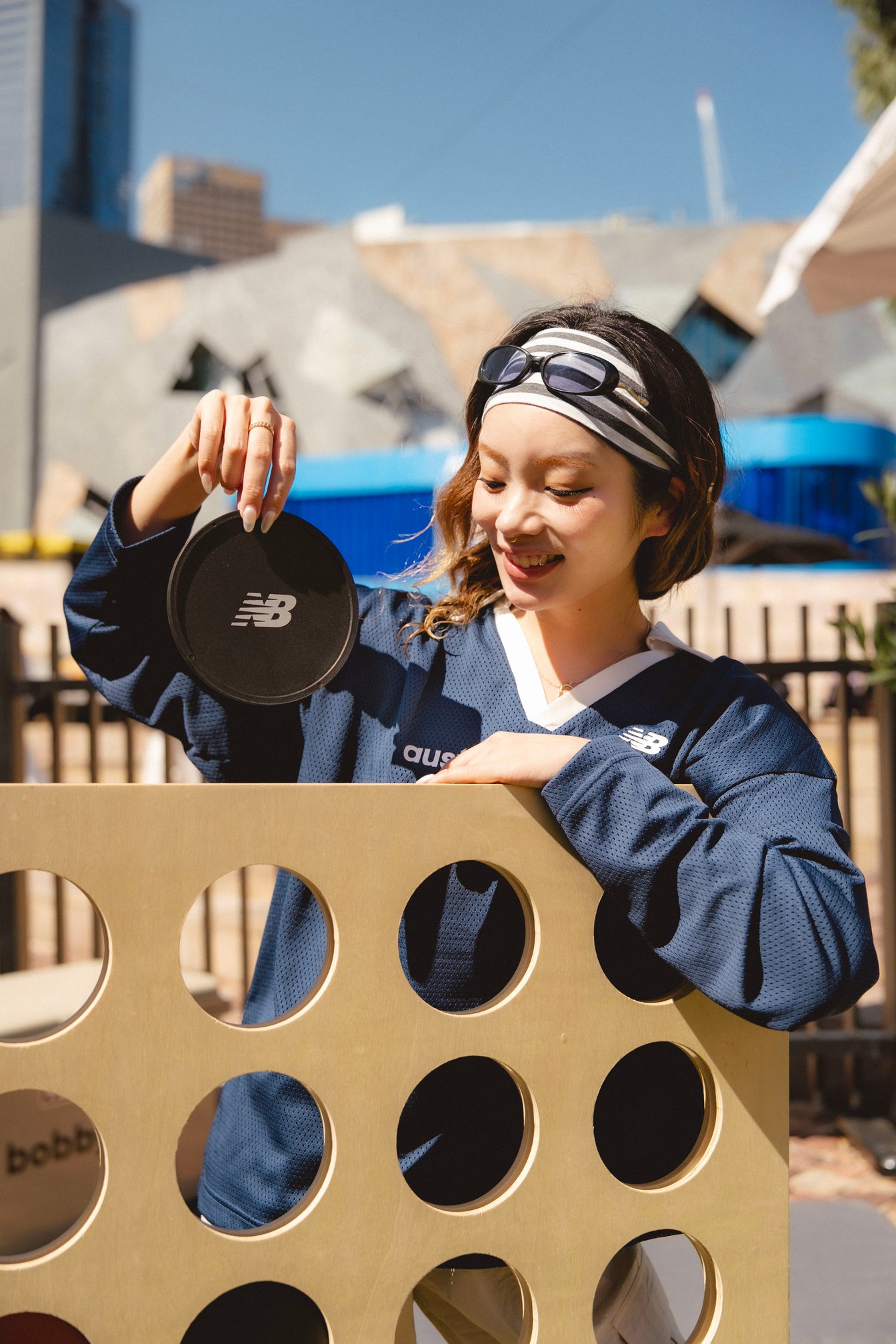 ゲームを楽しむ矢部ユウナ