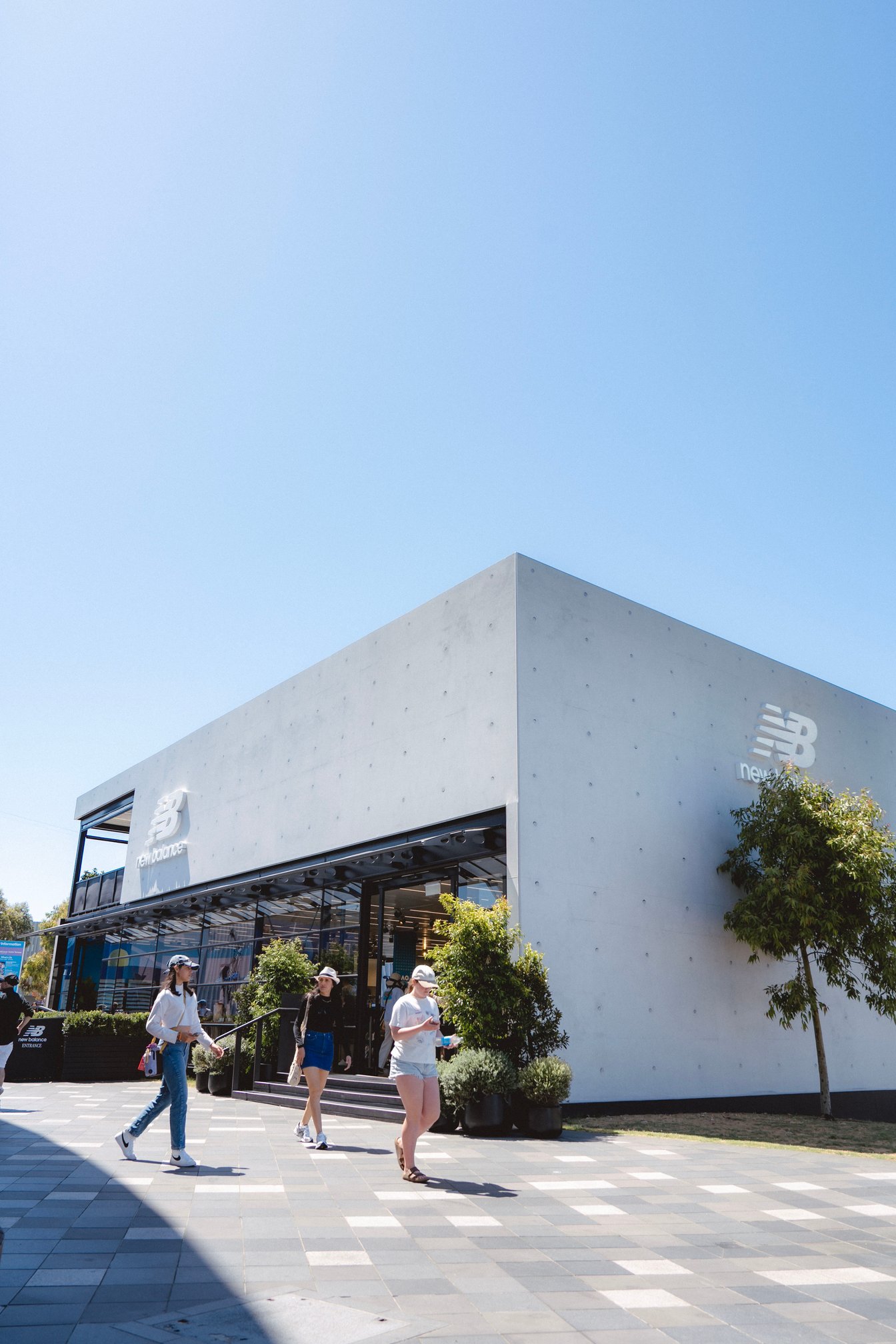 ニューバランスが全豪オープンの会場内に出店しているポップアップストア