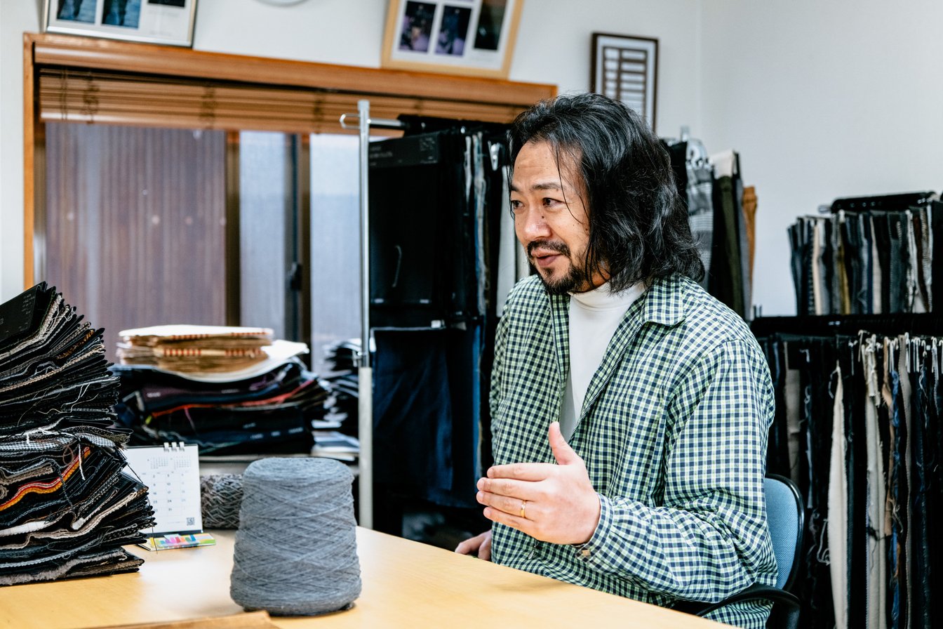 山栄毛織4代目社長 山田和弘氏