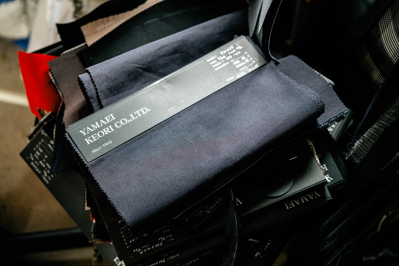 山栄毛織の生地見本