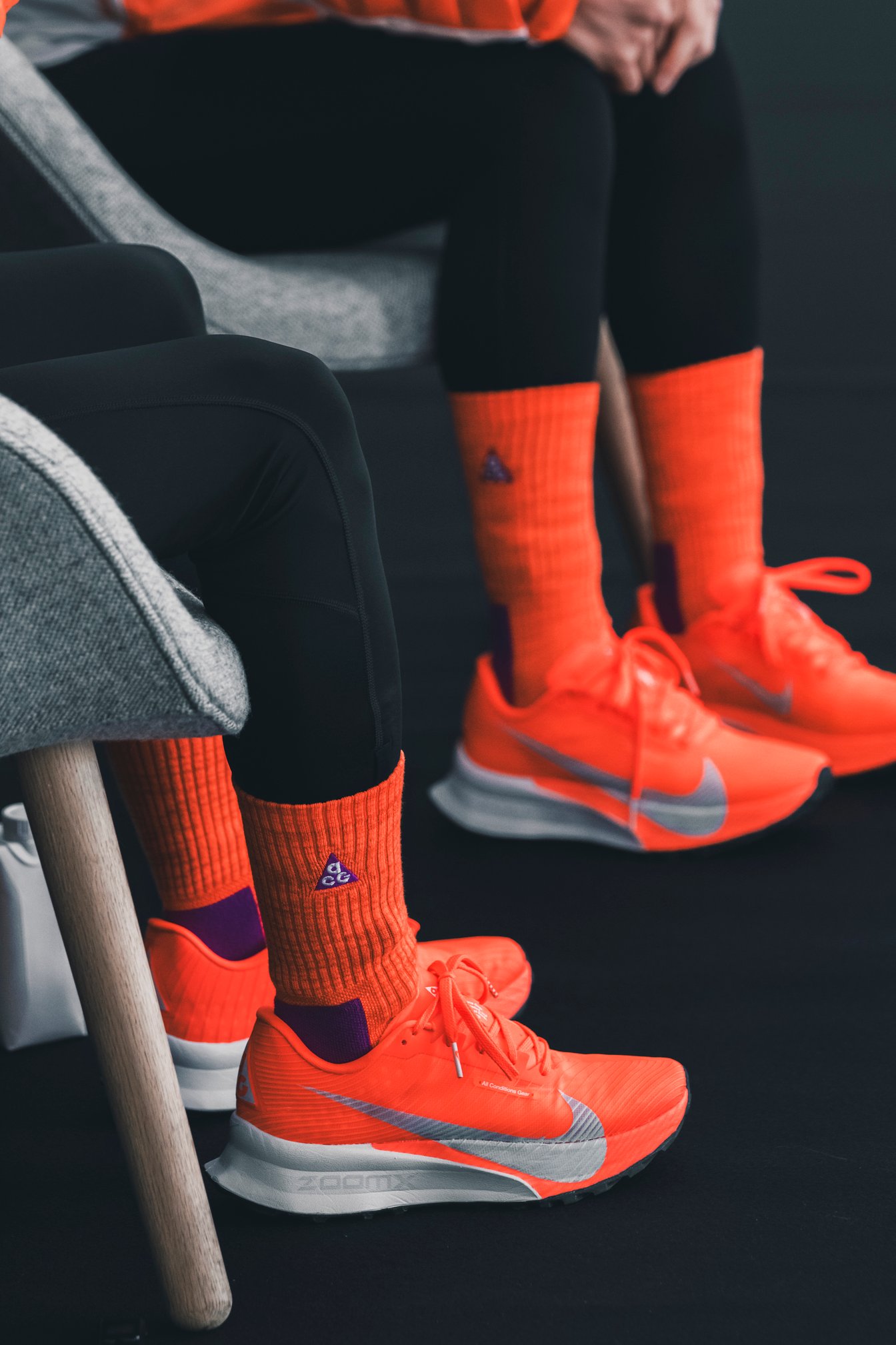 ナイキ ACG ウルトラフライ トレイルを履いた足元