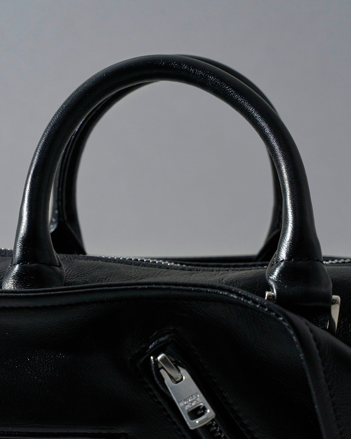 ビューティフルピープルのハンドバッグ