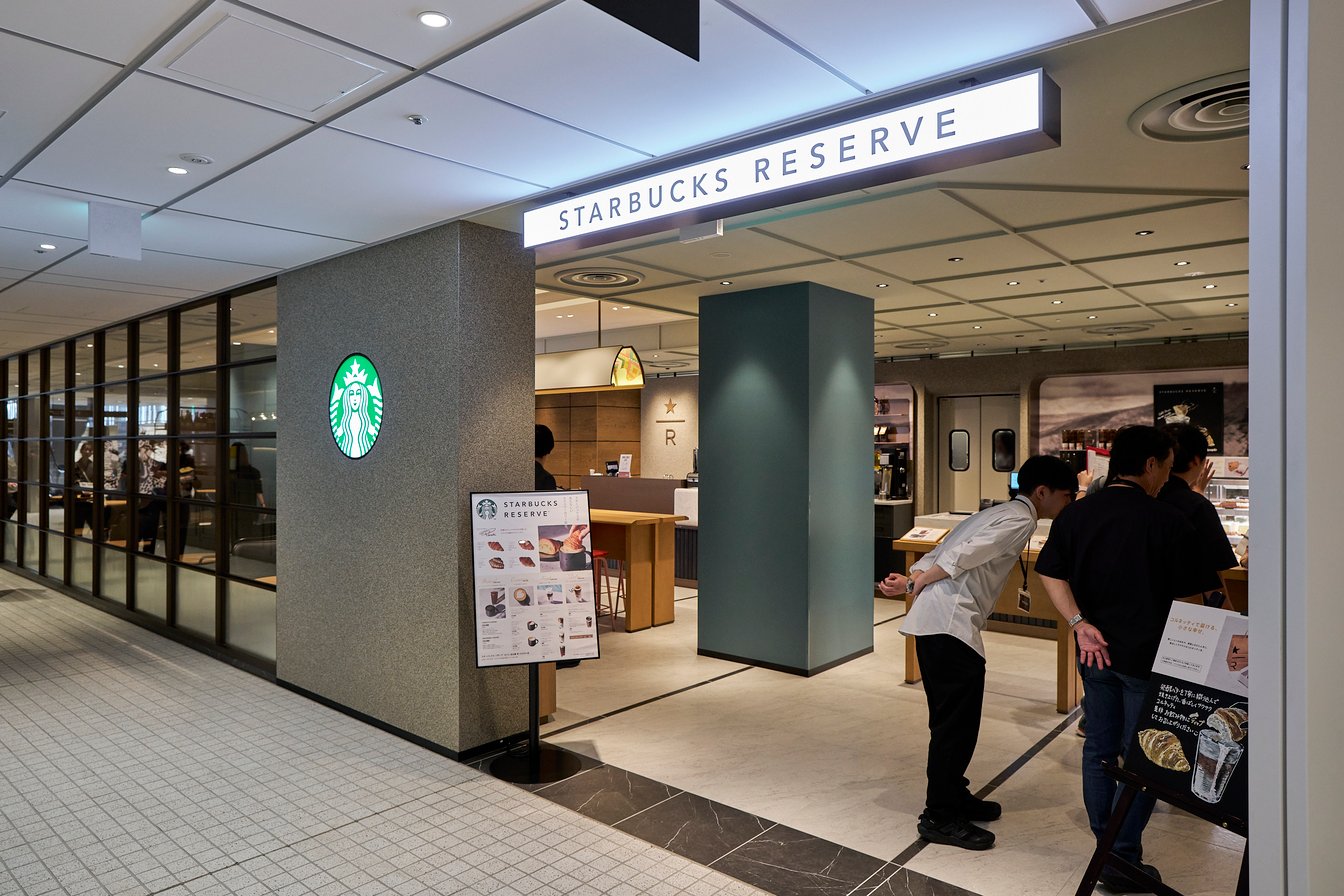 「スターバックス リザーブ カフェ」
