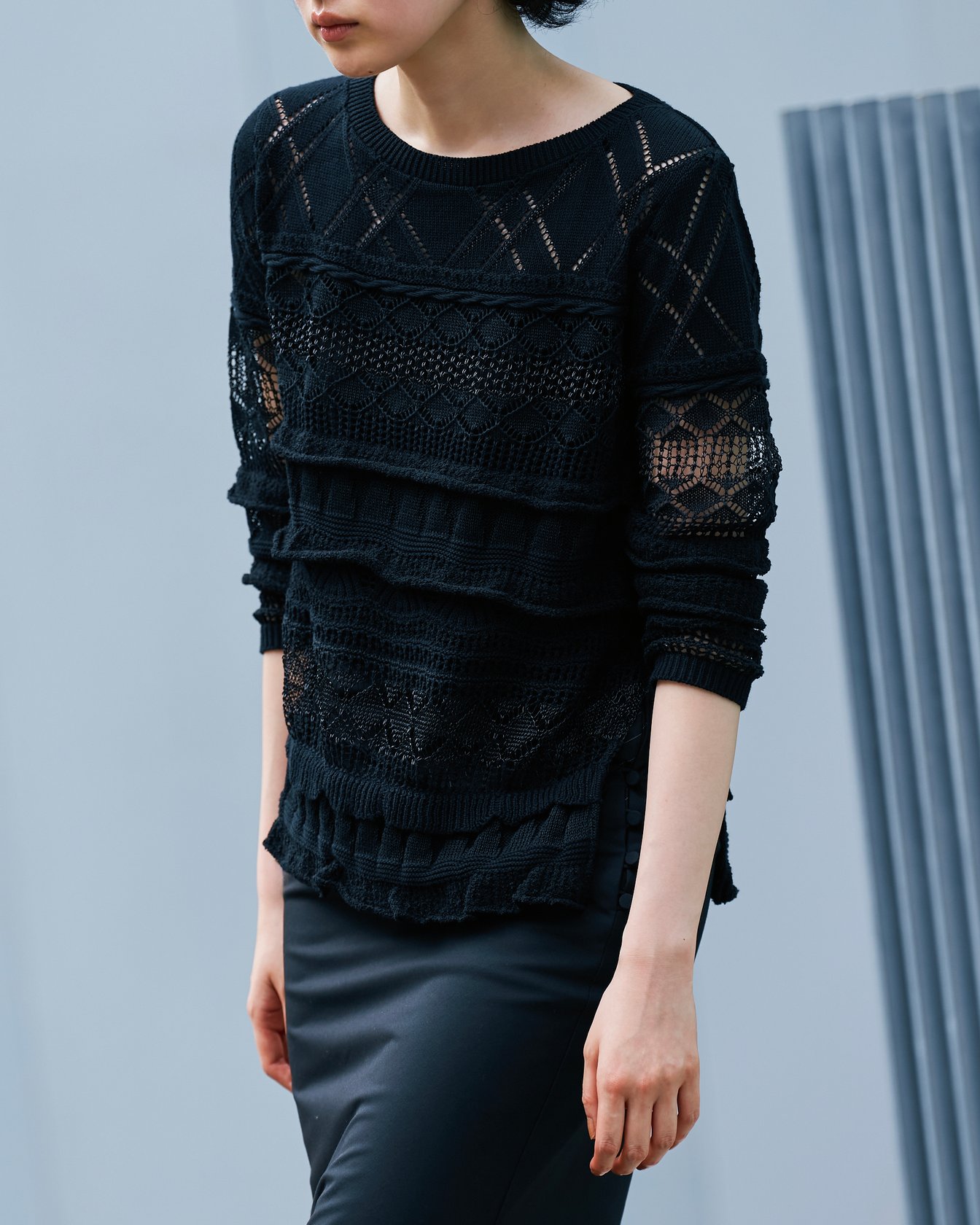 オダカの洋服を着たモデル