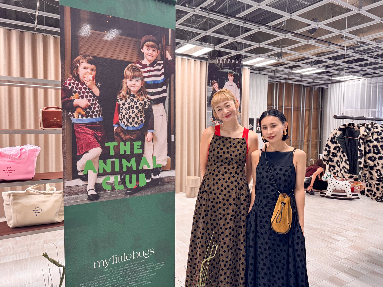 女性2人