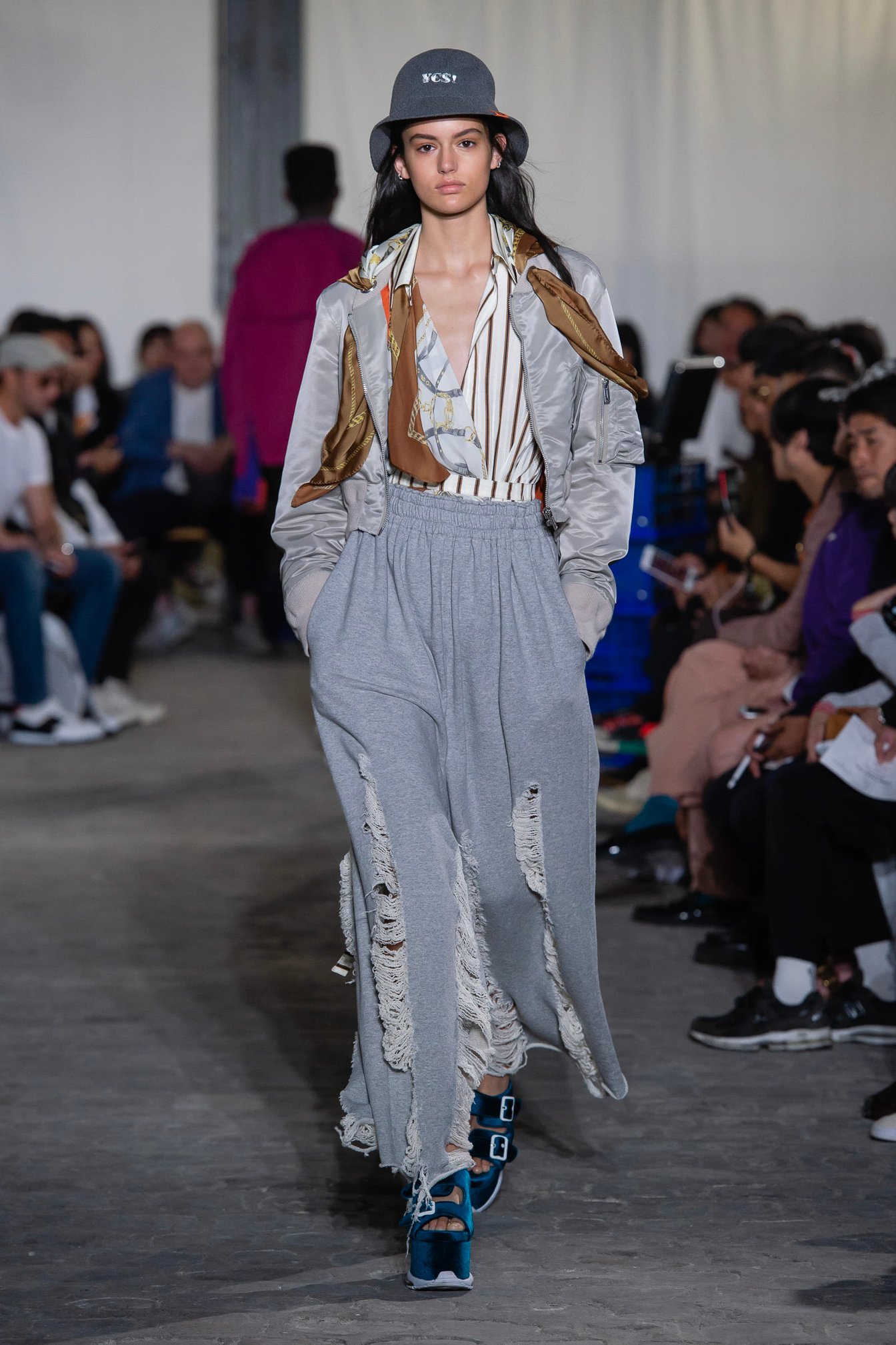 ミハラヤスヒロ　ルック