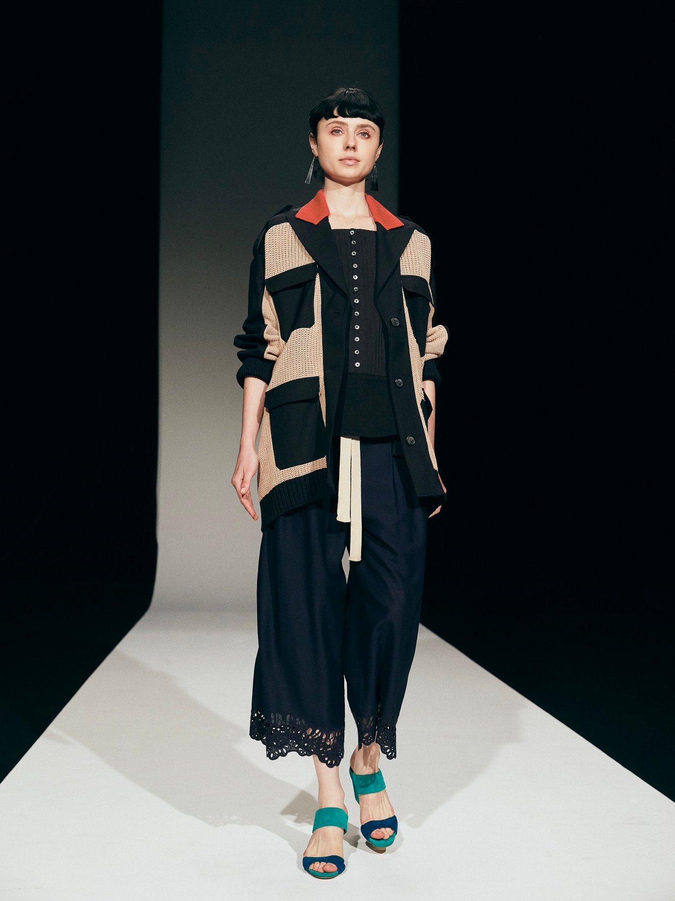 エズミ 2022年春夏コレクション