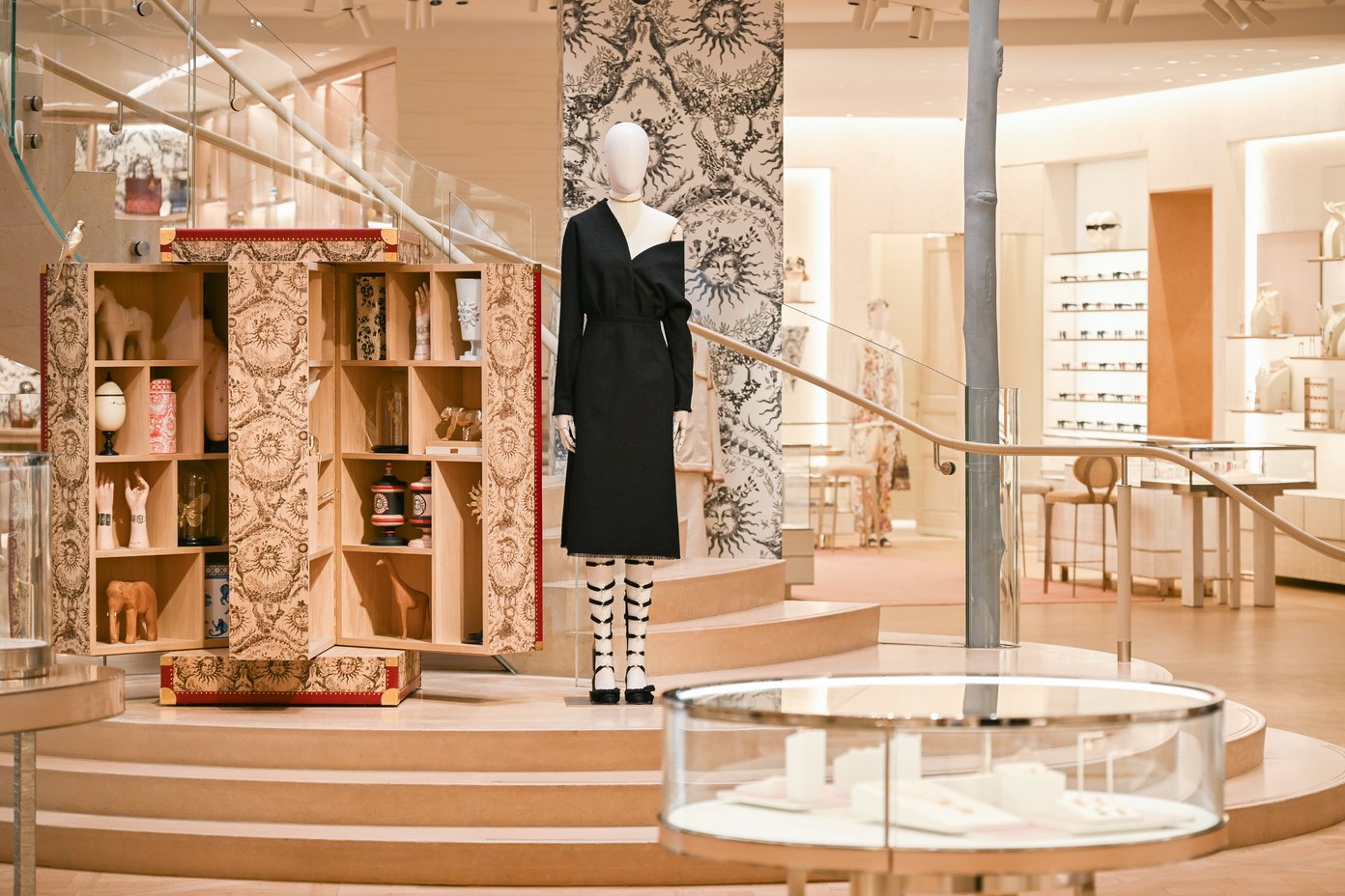 ディオールのパリ本店