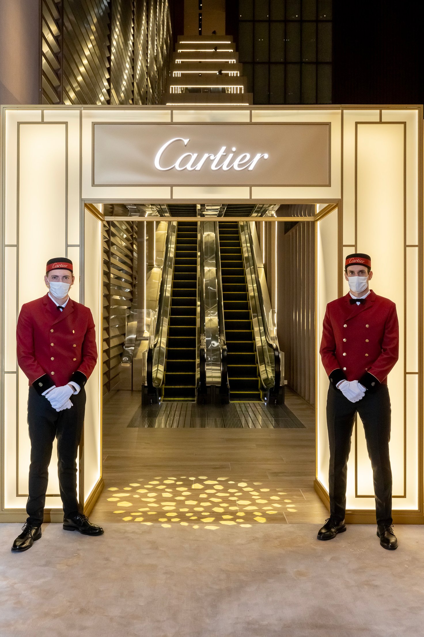 Cartier Salon Tokyoȥ󥹤ȥ٥ܩ`