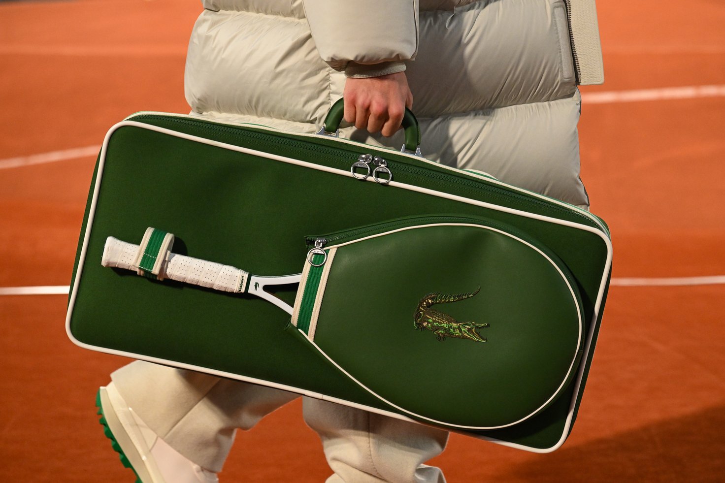 ラコステのバッグ