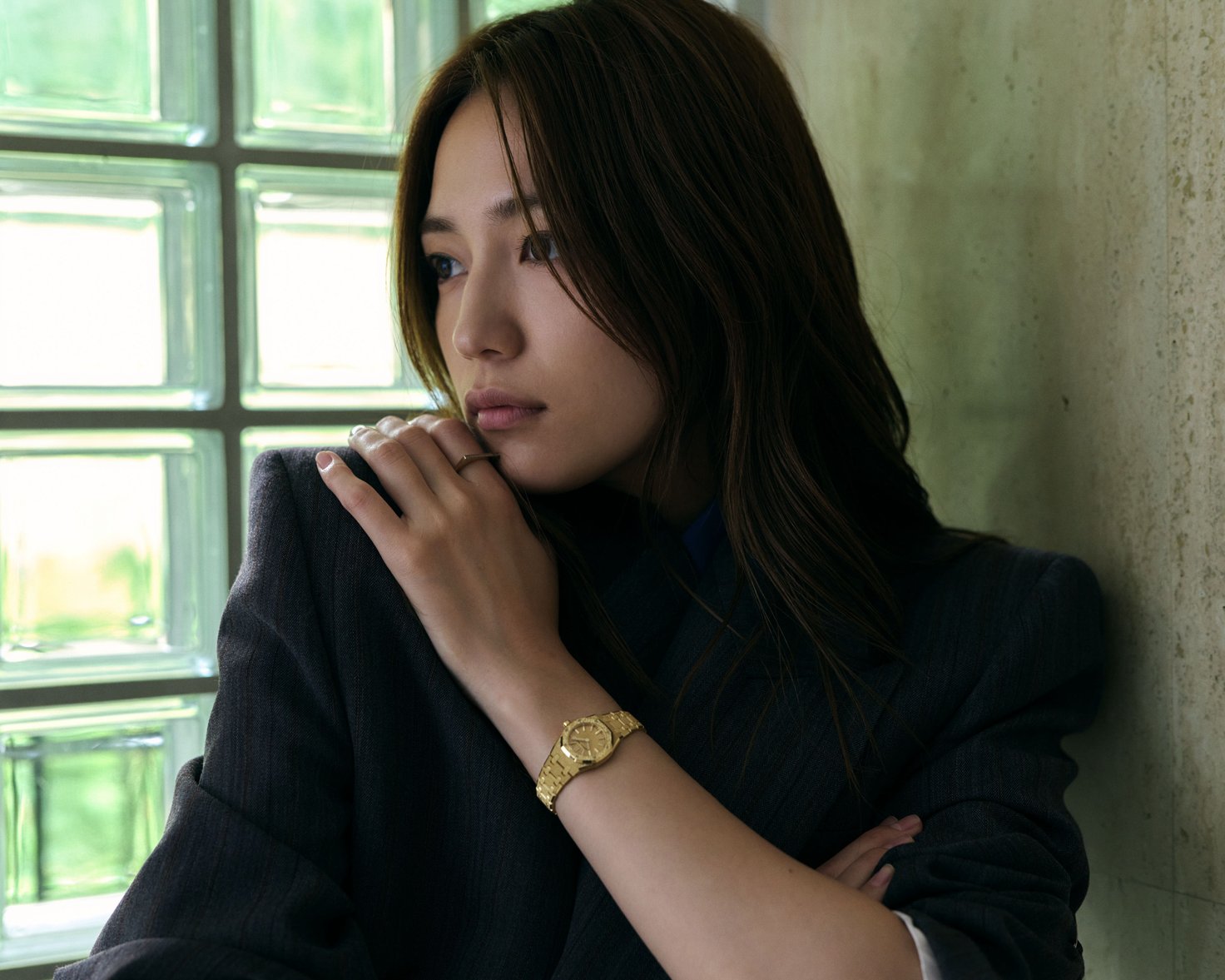 川口春奈のポートレート