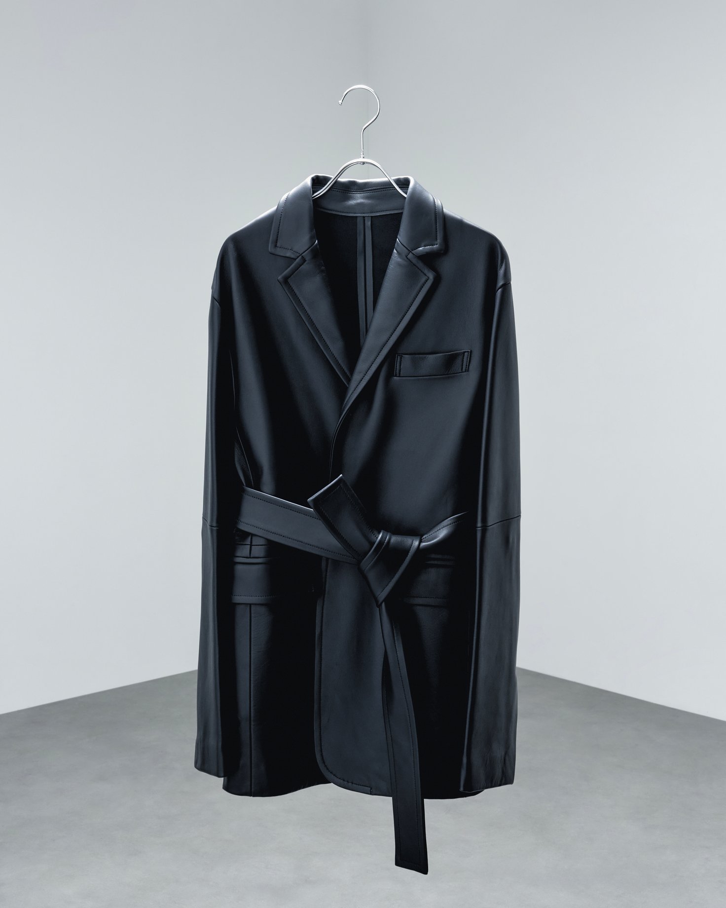 ポステレガントのジャケット