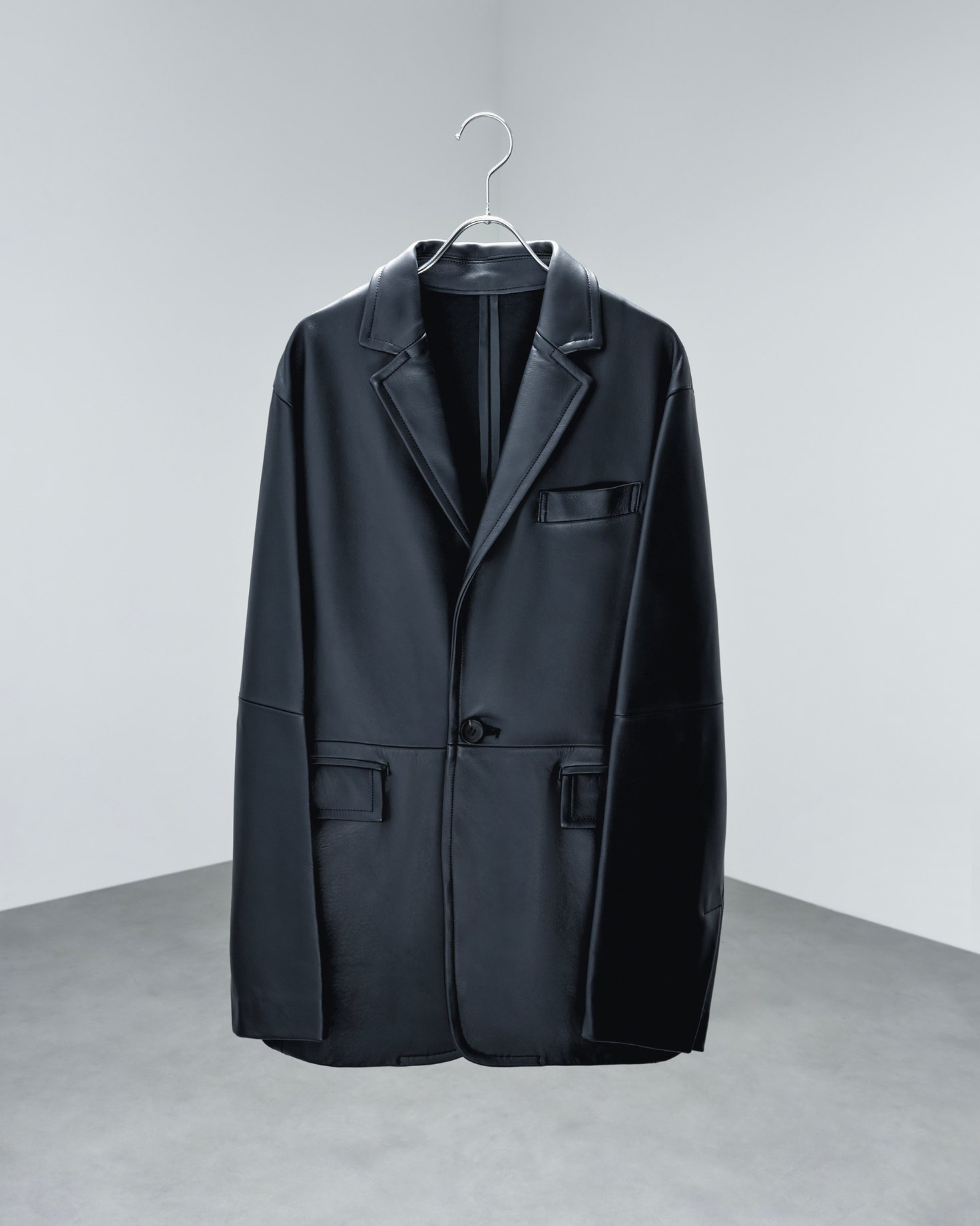 ポステレガントのジャケット