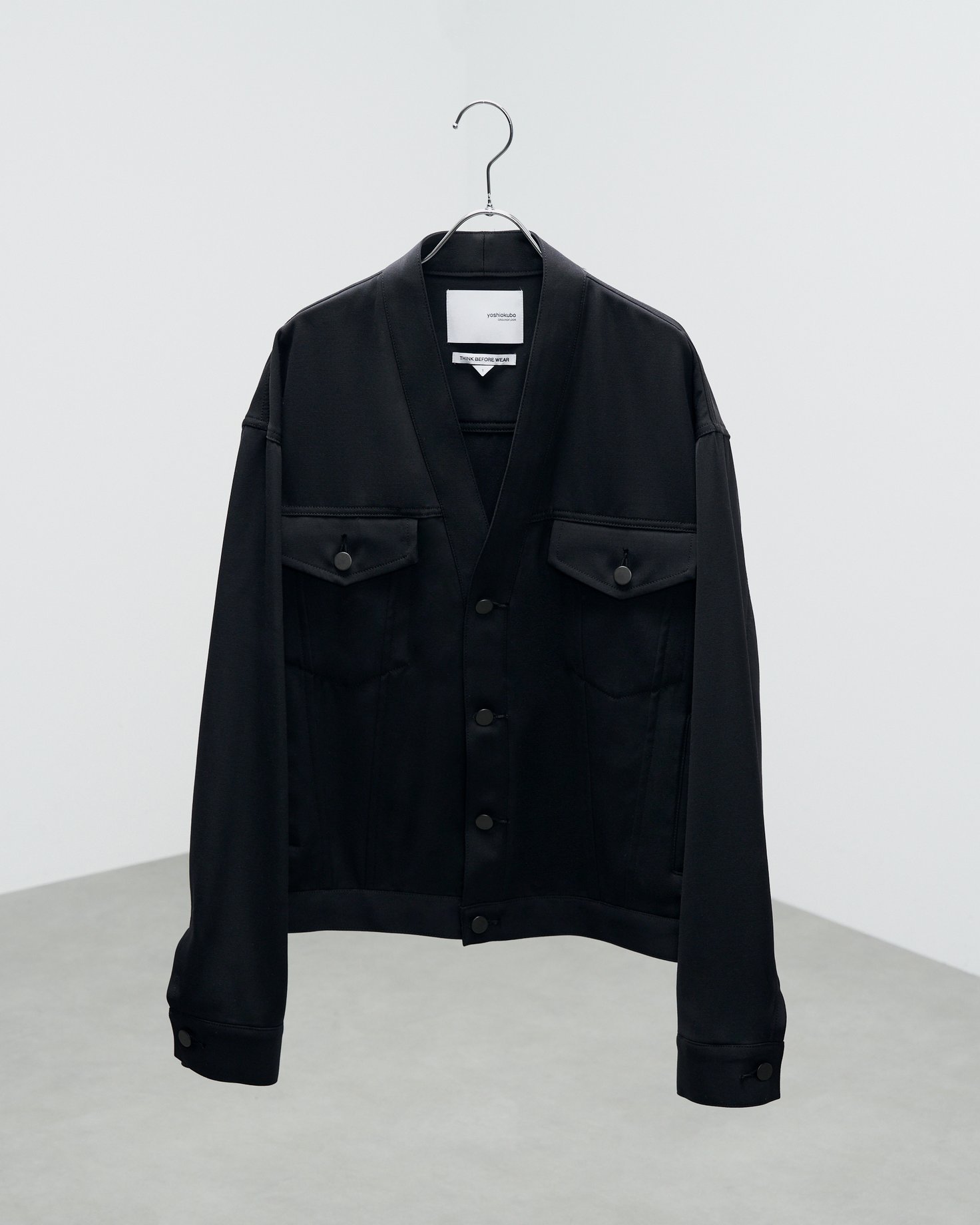 ヨシオクボのノーカラージャケット