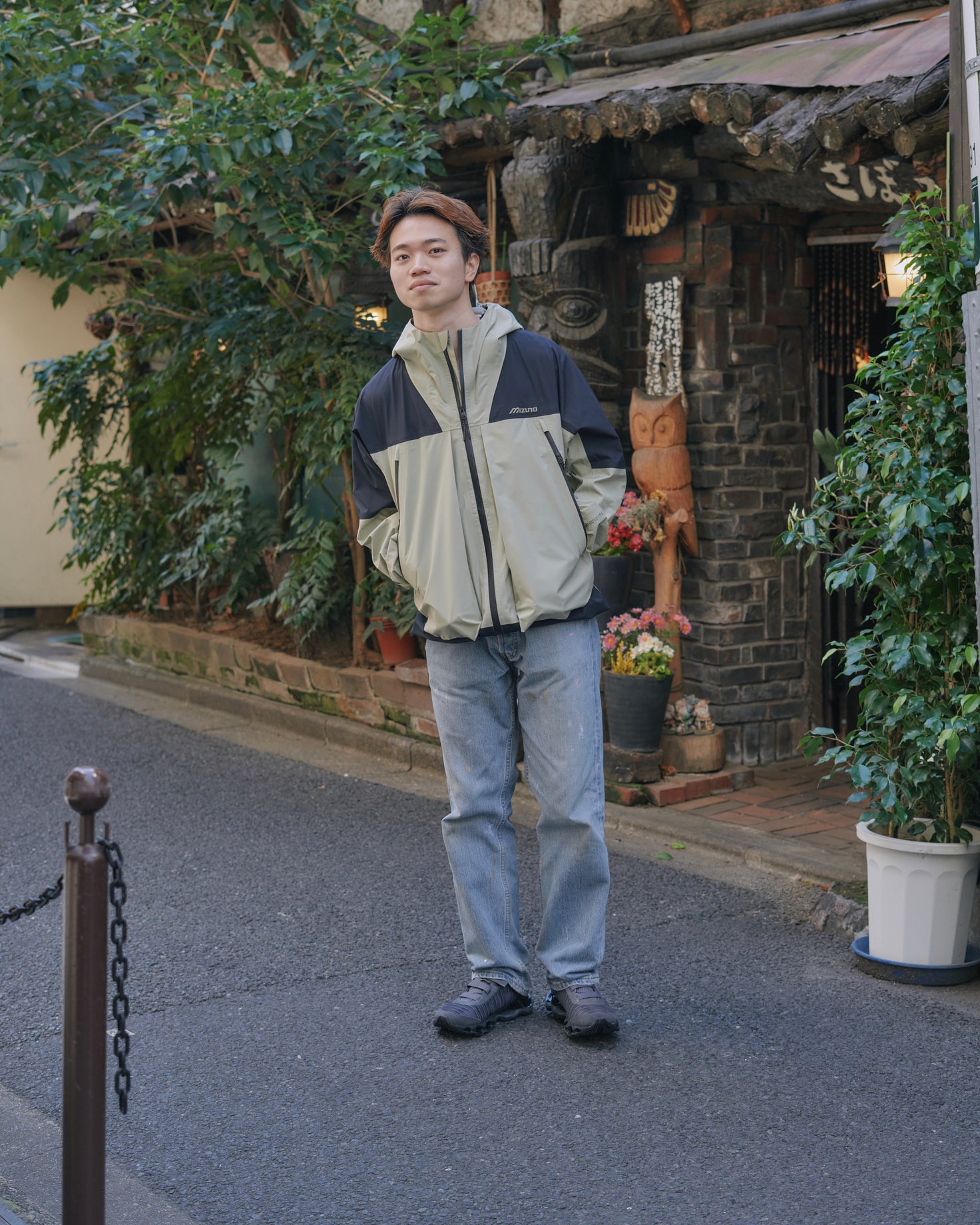 男性のストリートスナップ