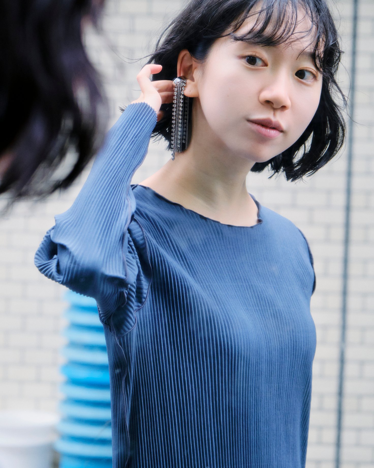 ジュエリーを着用したモデル