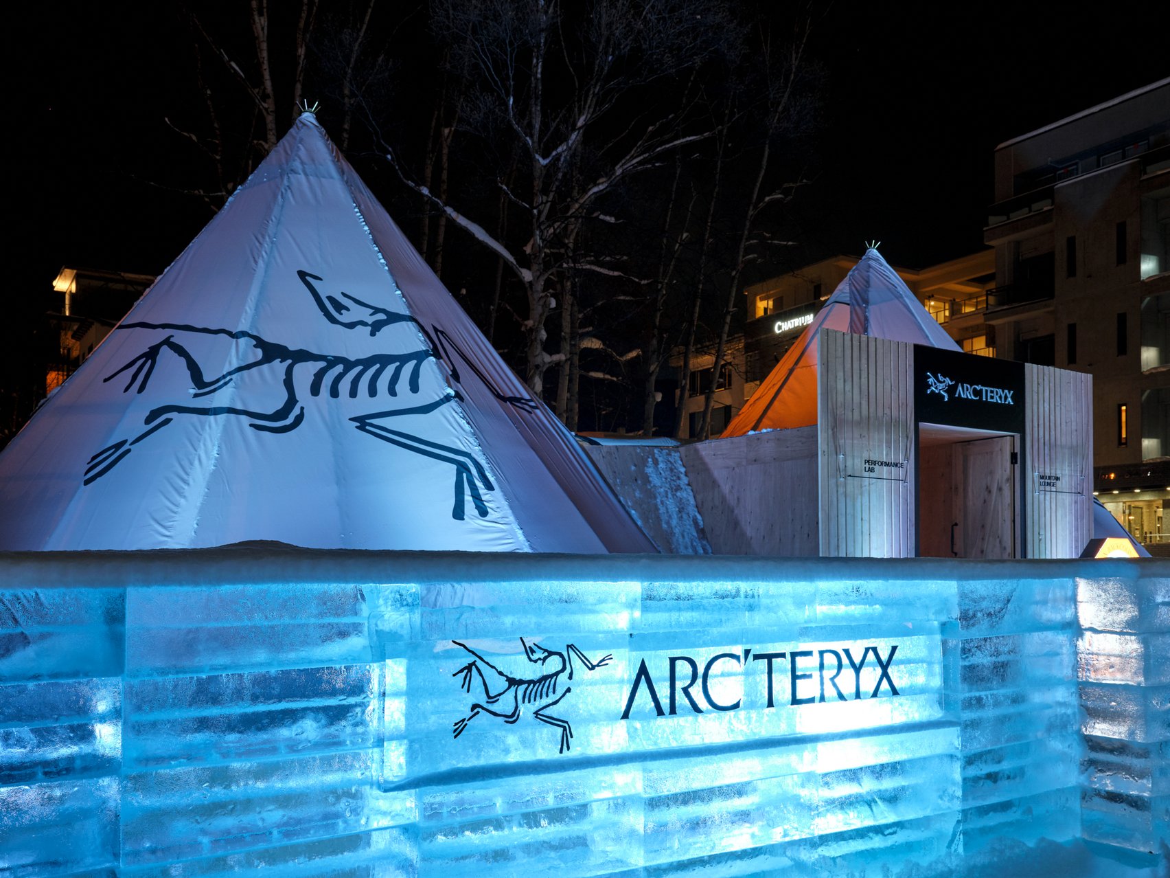 アークテリクスがニセコで行っているポップアップの外観画像