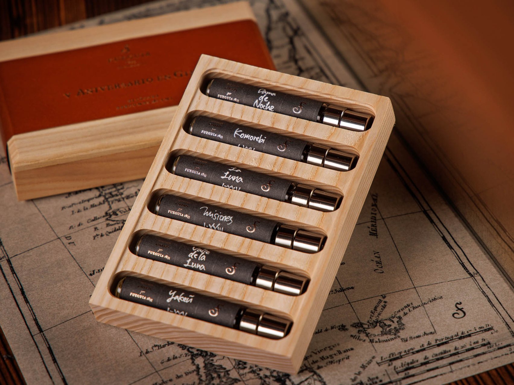 フエギア1833 銀座限定セット　画像