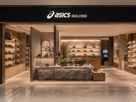 「アシックスウォーキング」の海外店舗イメージ