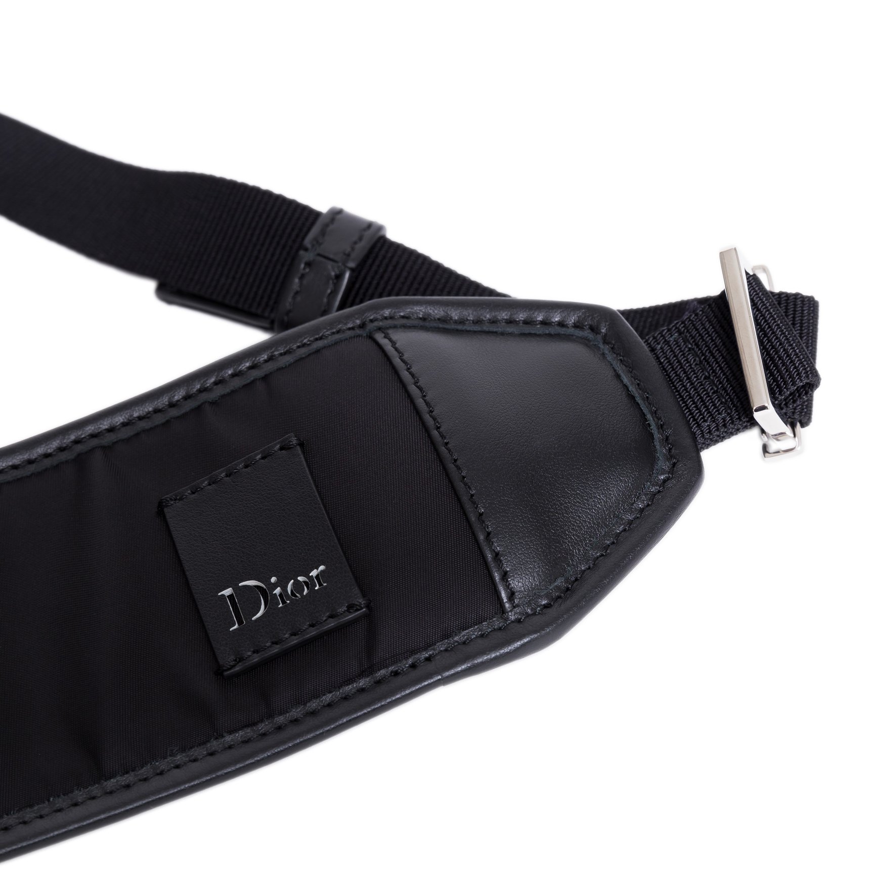 白黒で歌うDior Homme」2018AW靴バッグ型録 -Vol.2