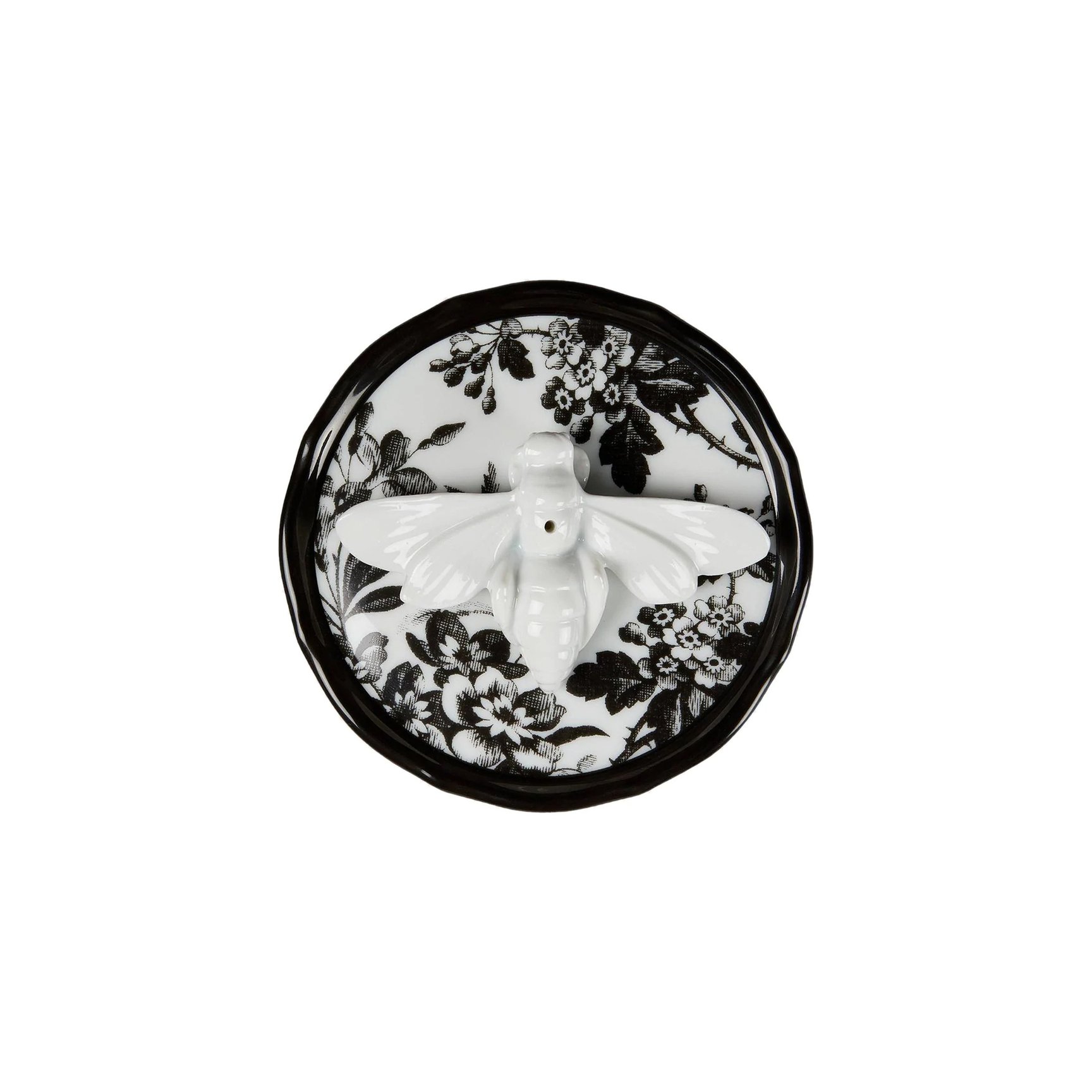 部屋を香りづけてリラックス！おすすめのお香とお香立てまとめ