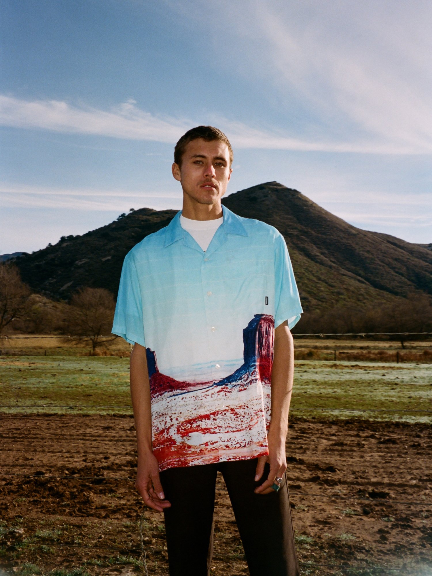 ネイバーフッド 　OOTD