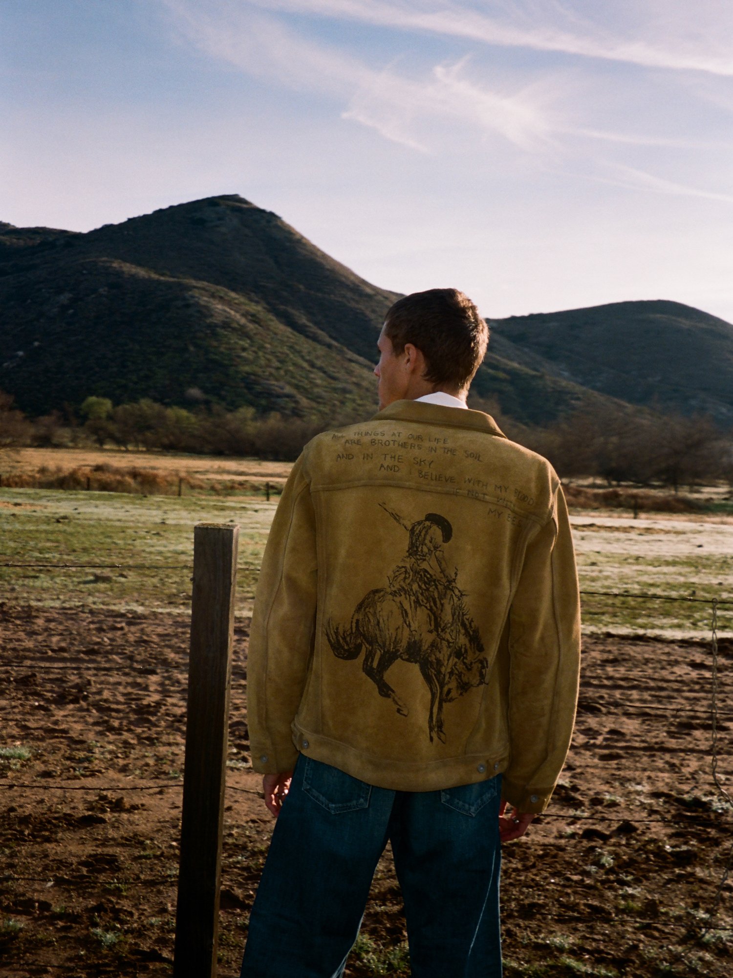 ネイバーフッド 　OOTD