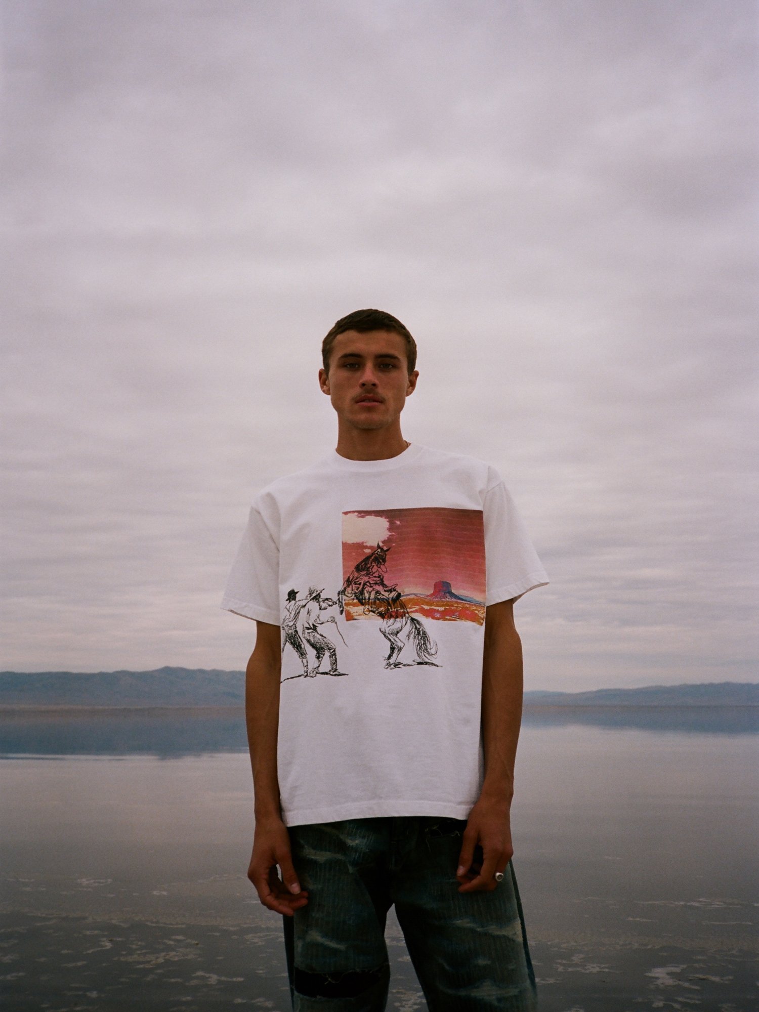 ネイバーフッド 　OOTD