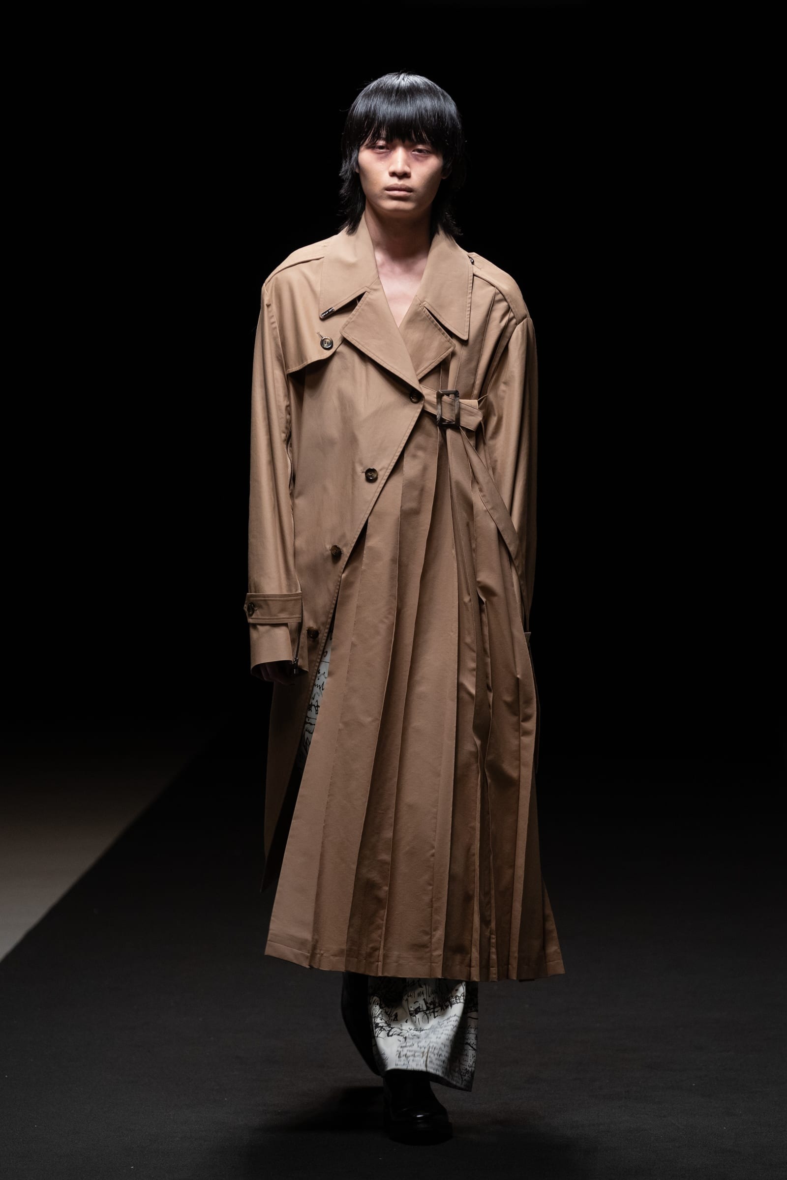 MIKAGE SHIN 2021年秋冬コレクション