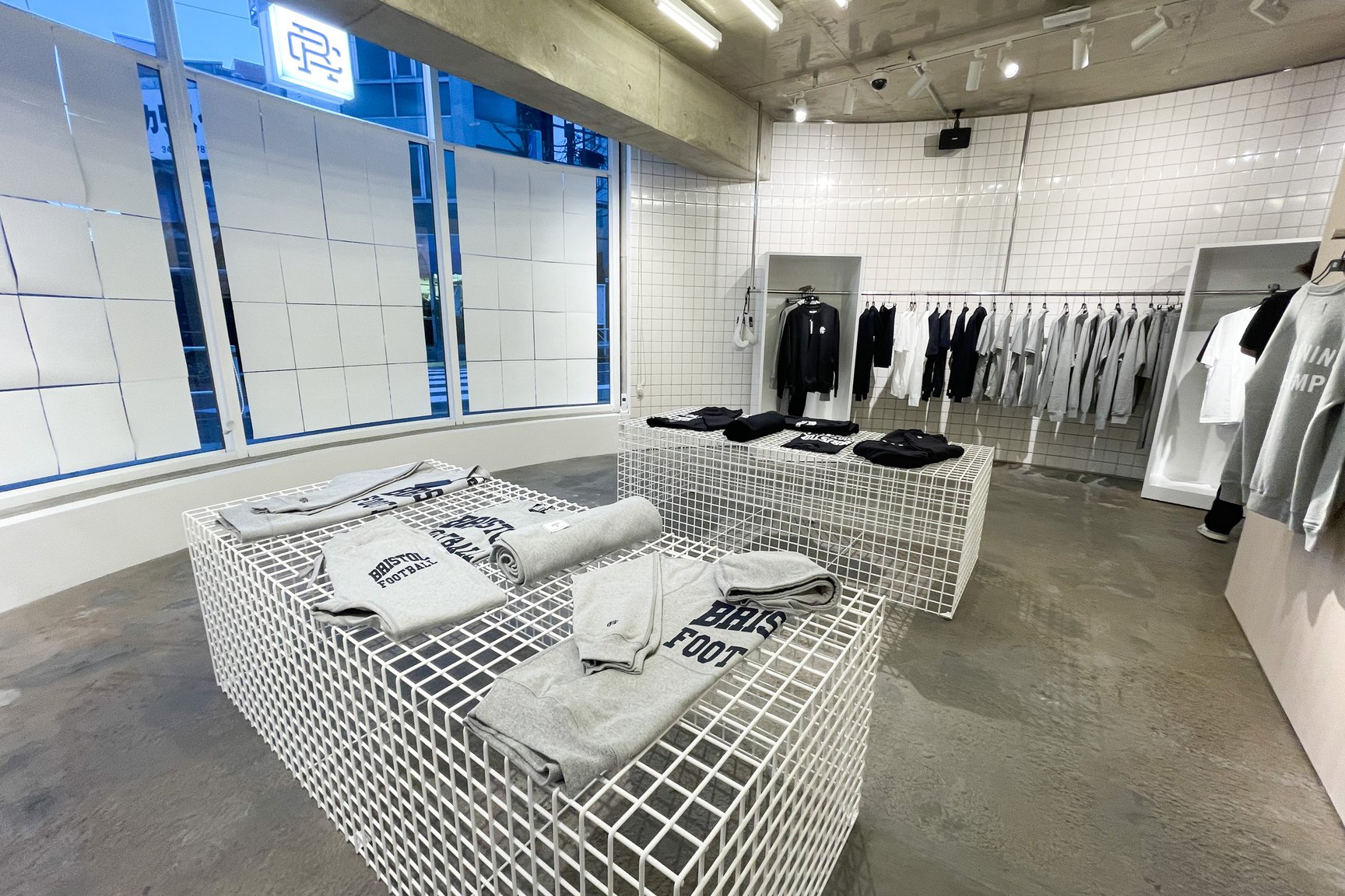 レイニングチャンプ原宿店