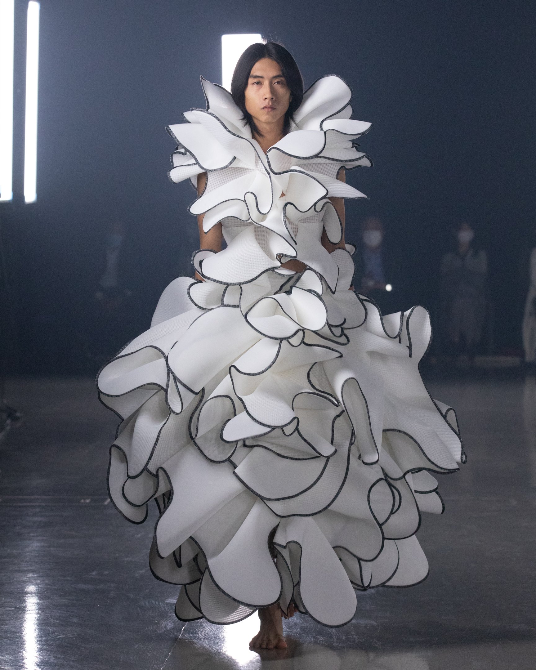 リュウノスケオカザキの2022年春夏シーズンのコレクション