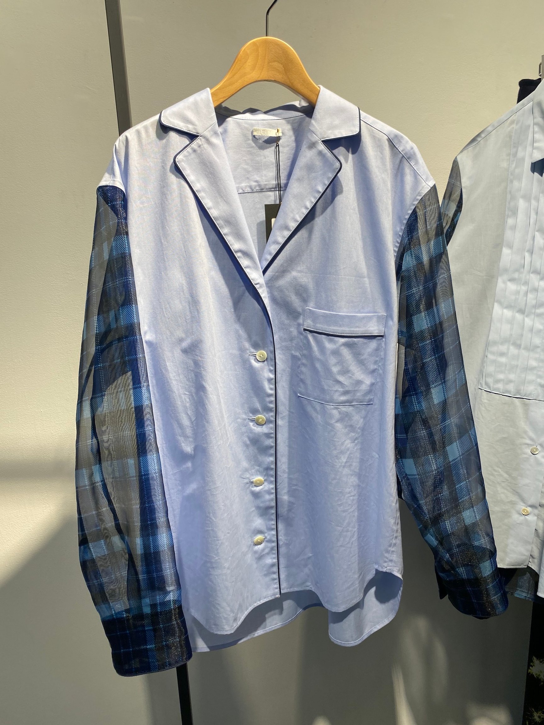 「テルマ」2022年春夏コレクション展示会の様子