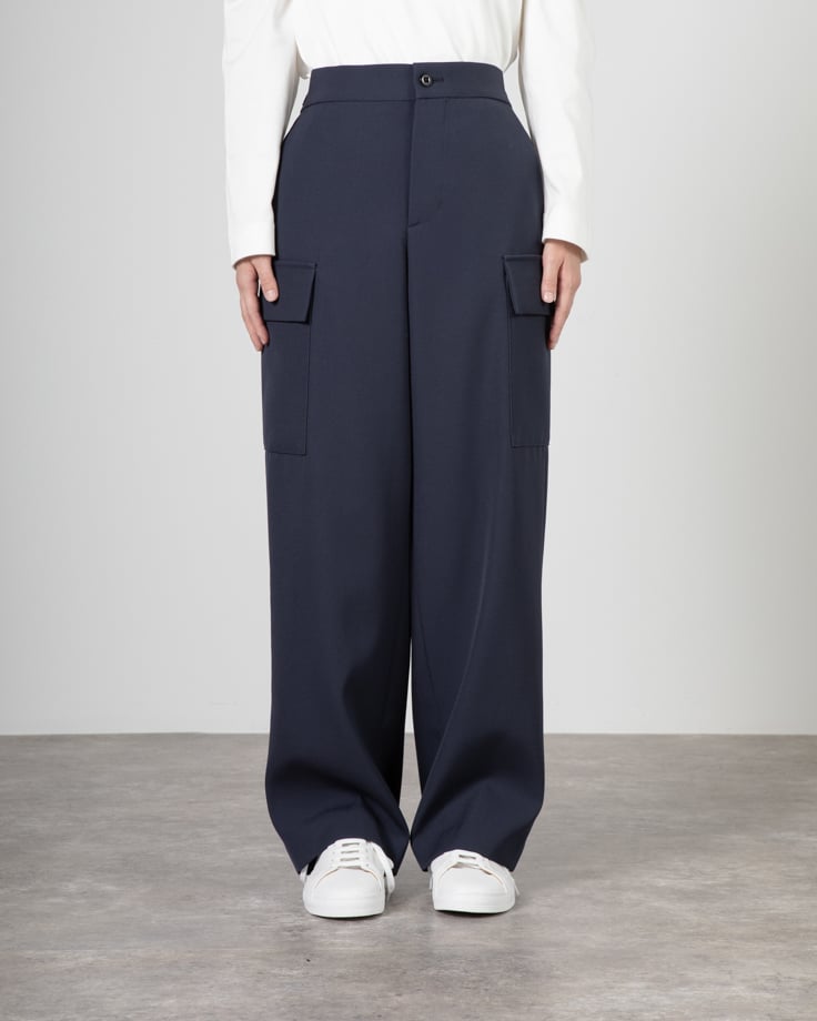 エイトン パンツ 着画