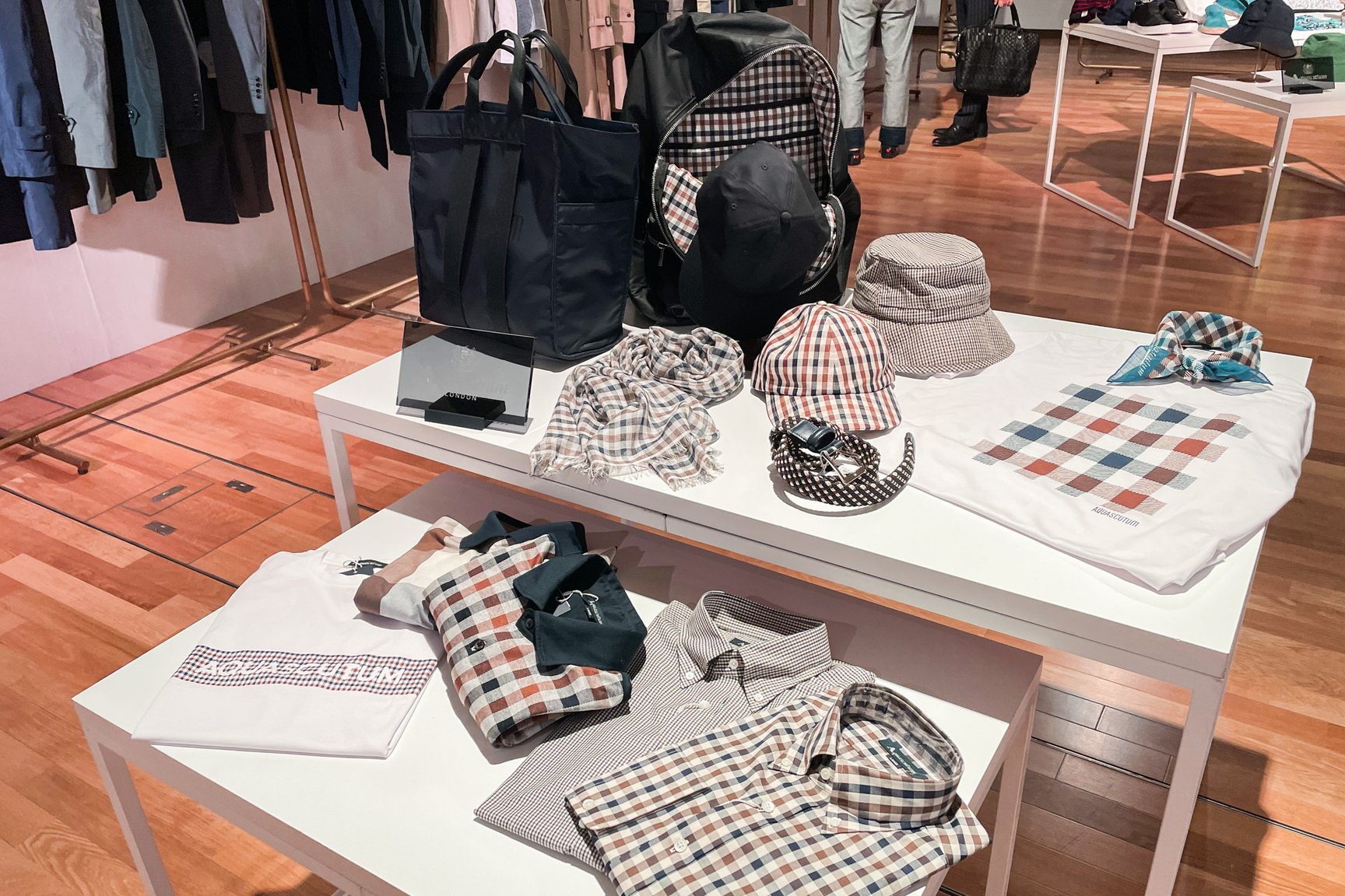 アクアスキュータム展示会の様子