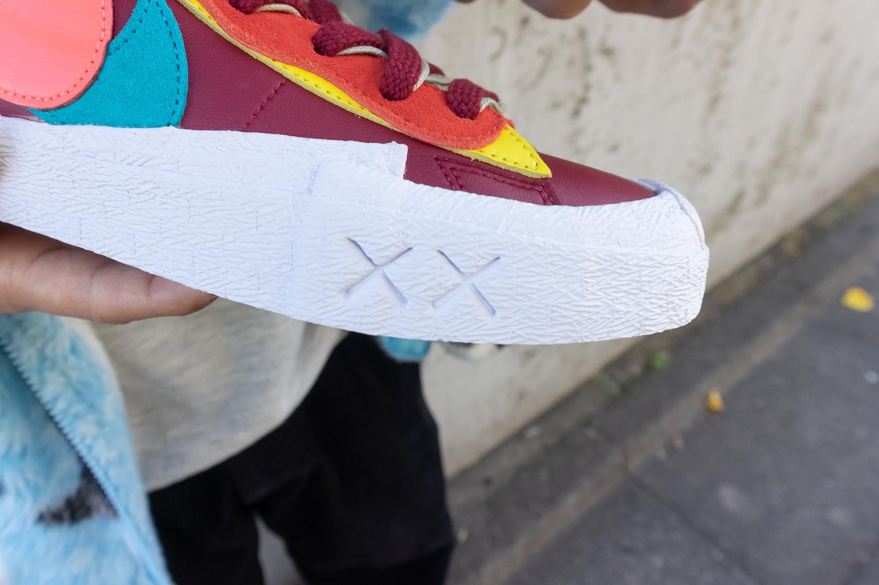 サカイ　カウズ　ナイキ