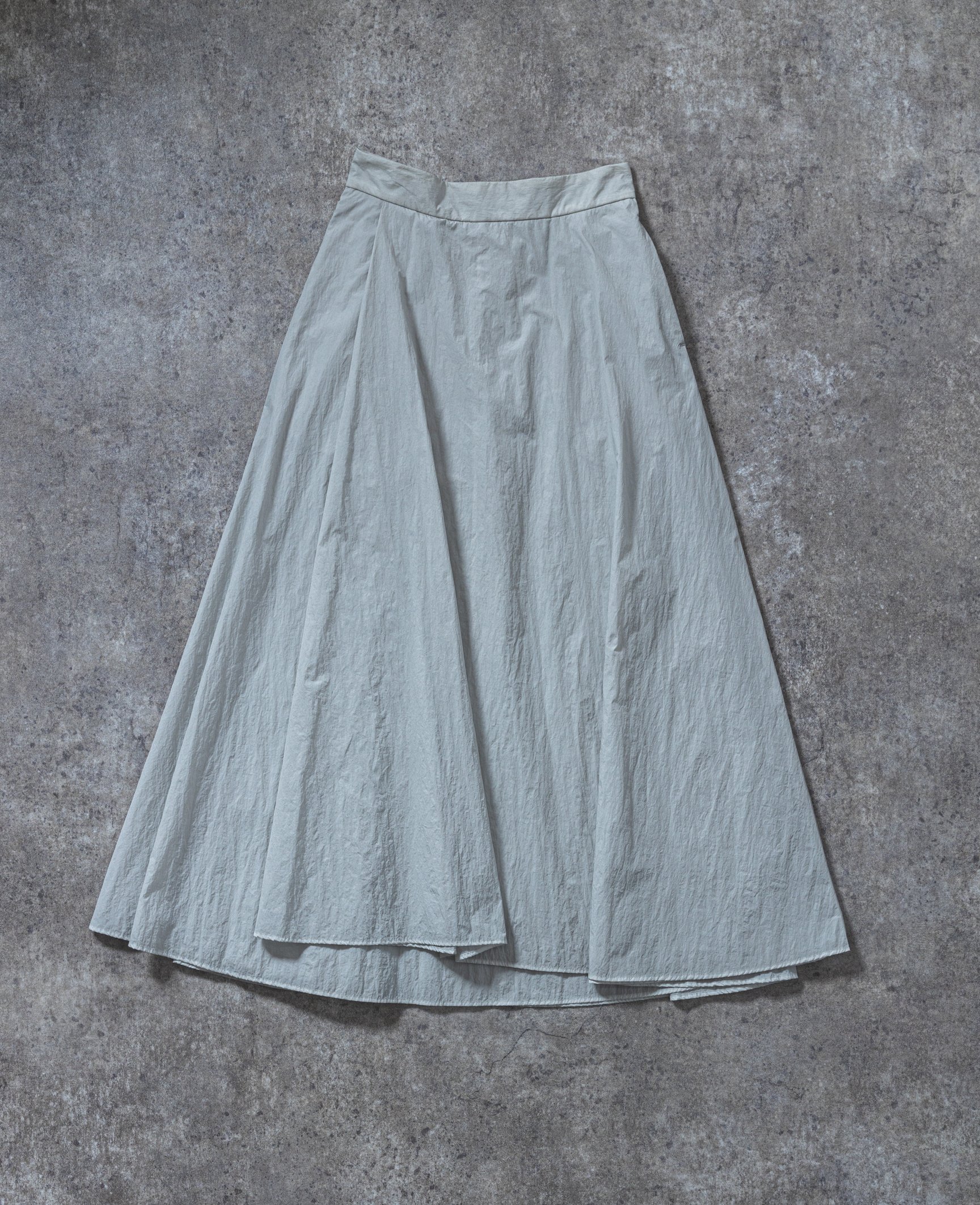 エイトン スカート