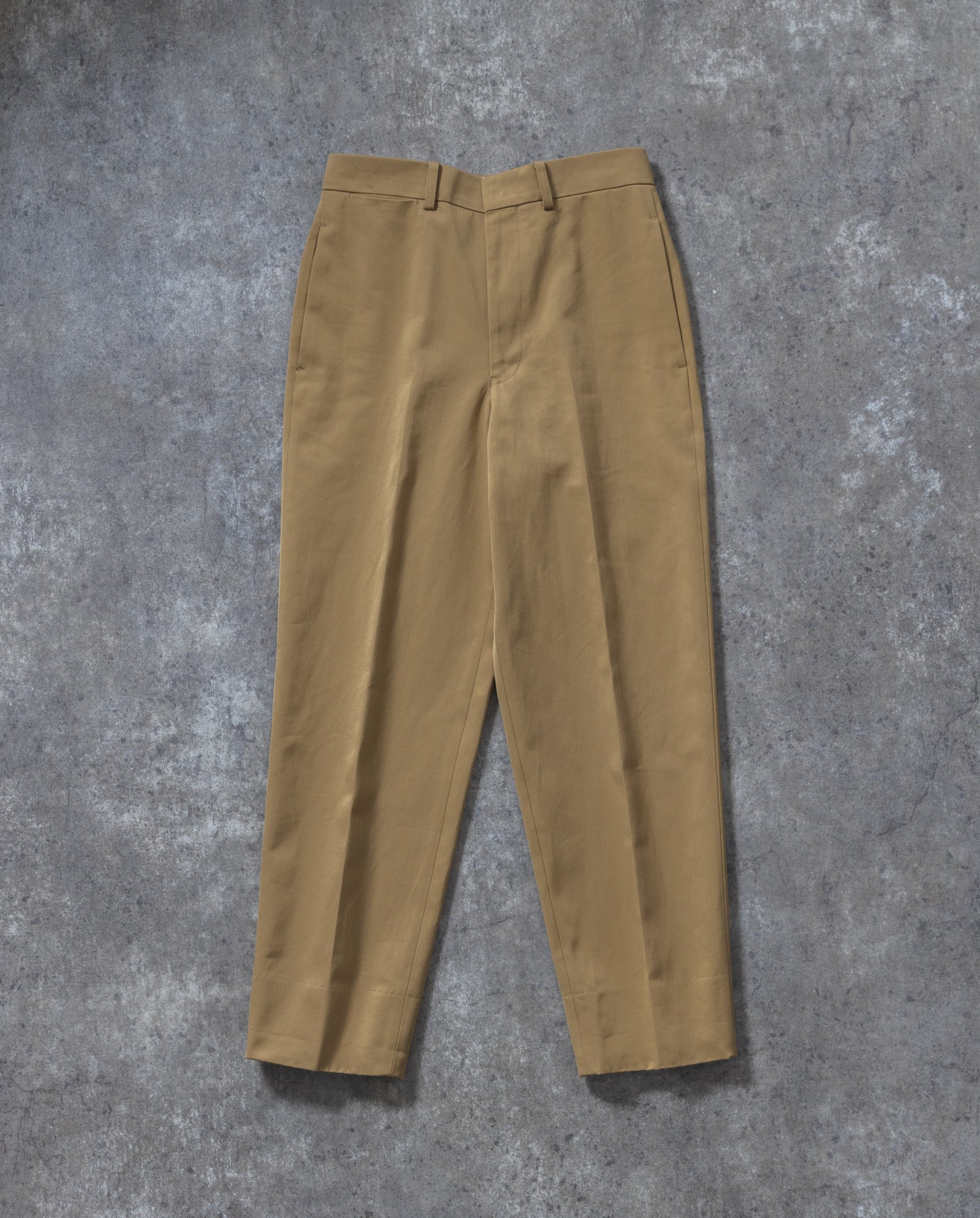 ビューティフルピープル チノパン 着画