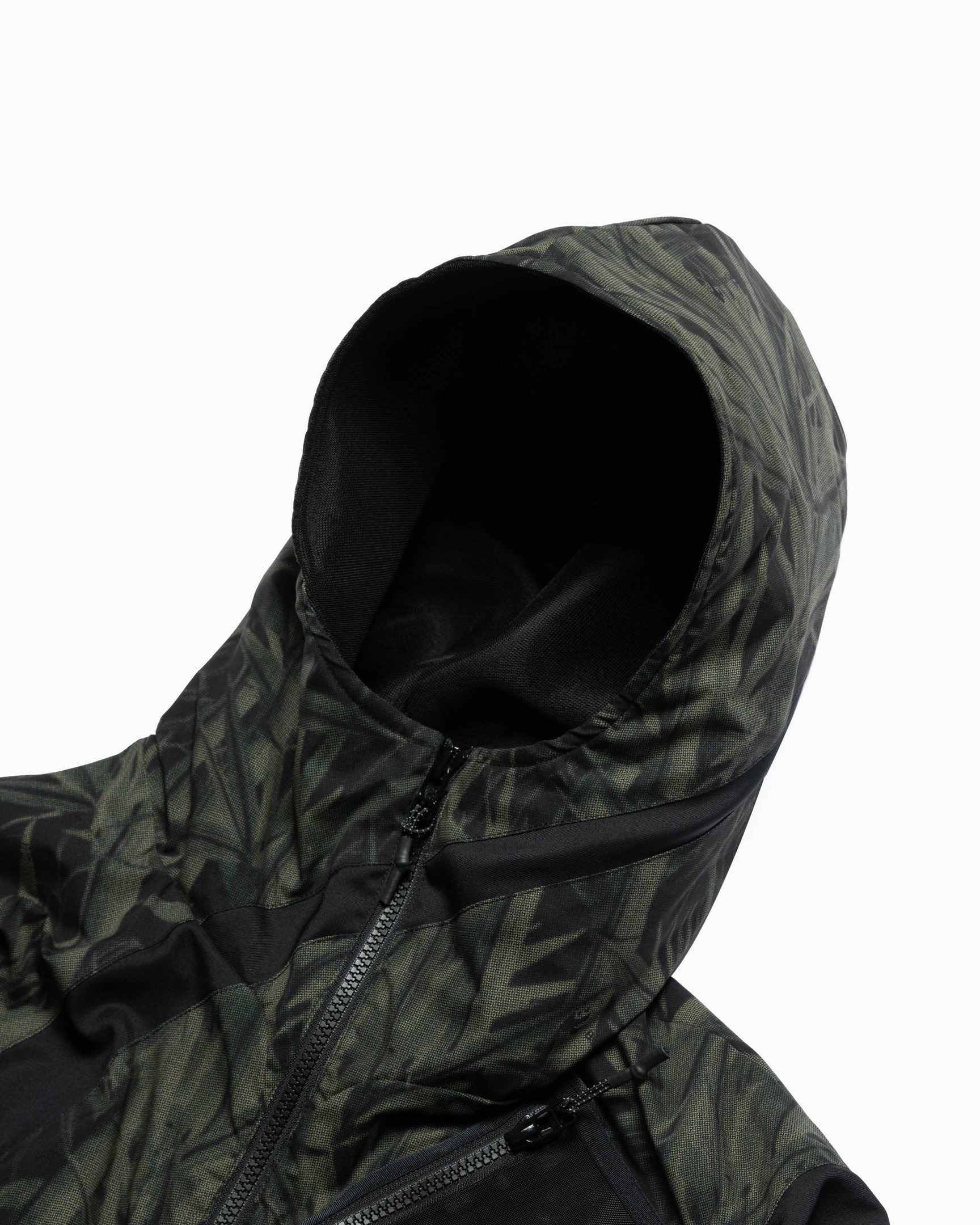 バンブー柄ジャケットのフード部分