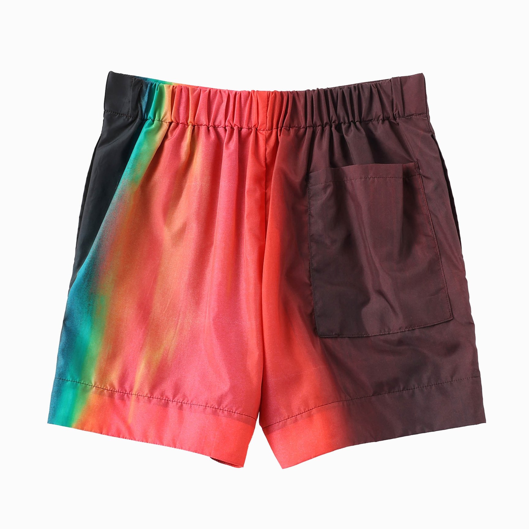 鮮やかな柄のショートパンツのバック部分