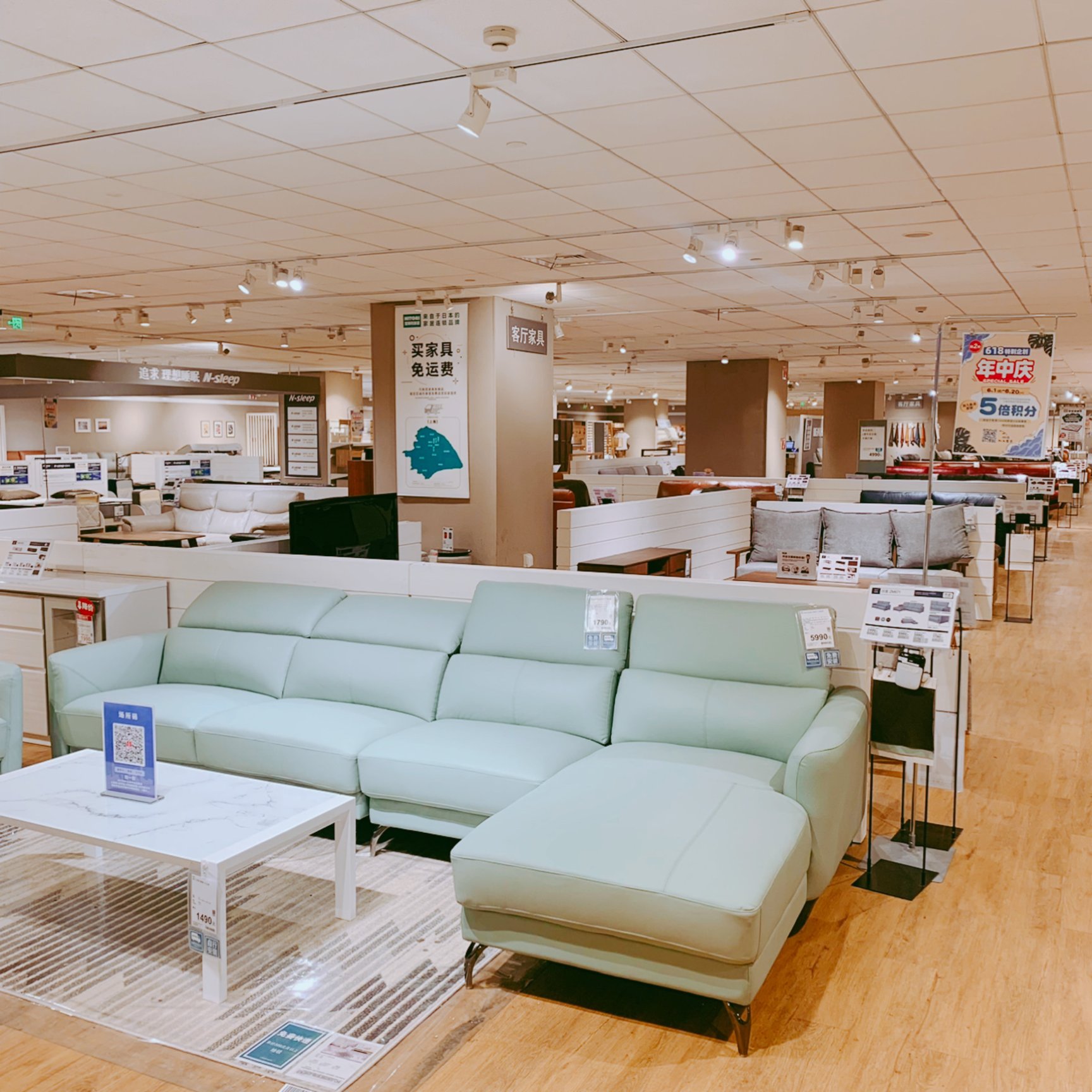 上海のニトリ店内の様子
