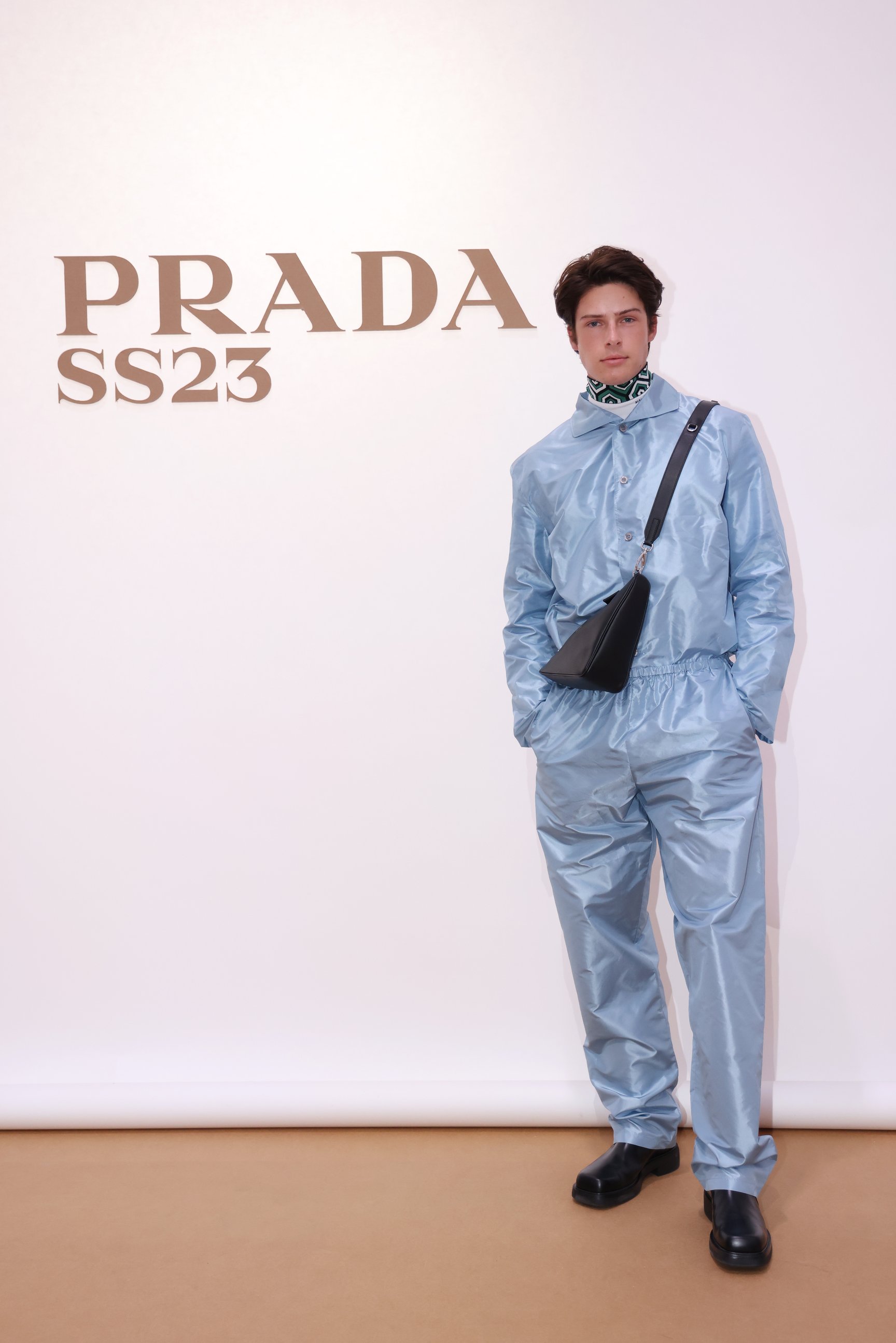 ブレイク・グレイ